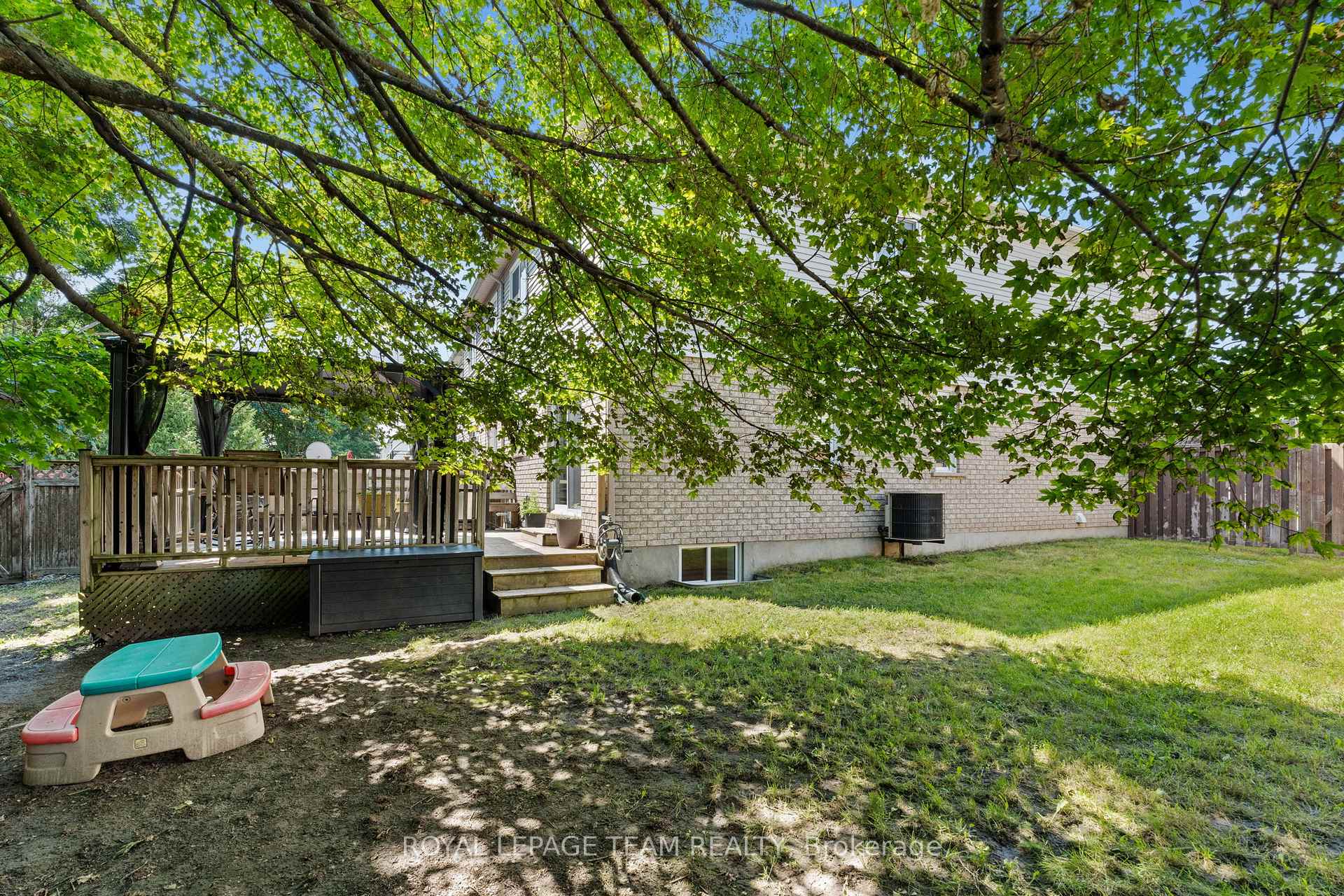 Photo 38 of 71 Grenadier Way, Ottawa, Barrhaven - Longfields — HOMEH