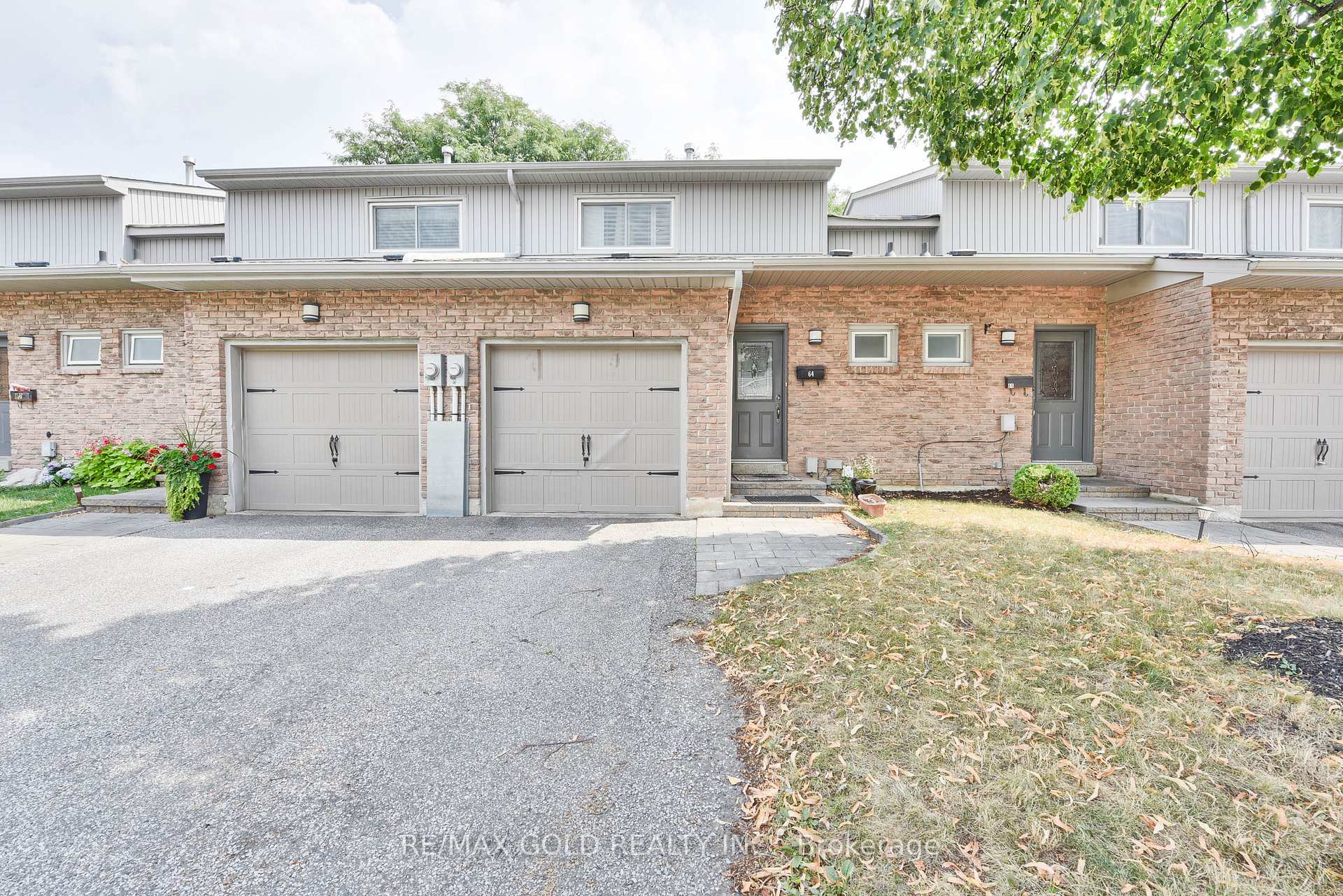 Front of Unit 64, 399 Vodden Street E