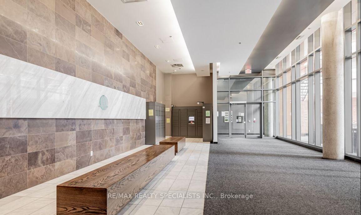 Photo 6 of Unit 1110, 20 Joe Shuster Way, Toronto, Niagara — HOMEH