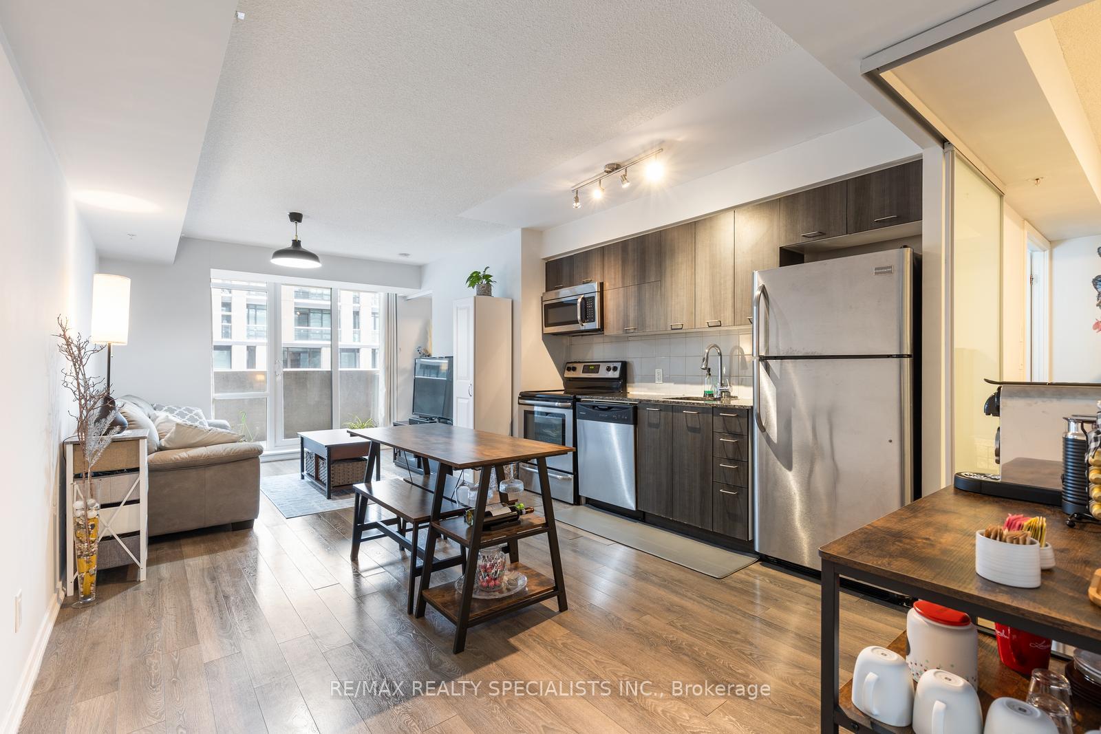 Photo 5 of Unit 1110, 20 Joe Shuster Way, Toronto, Niagara — HOMEH