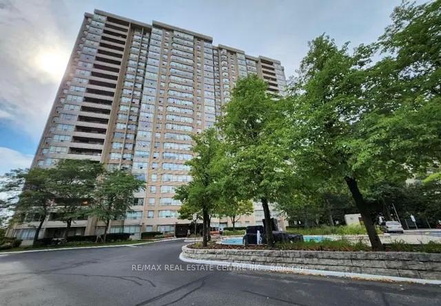 Front of Unit 402, 30 Malta Avenue E
