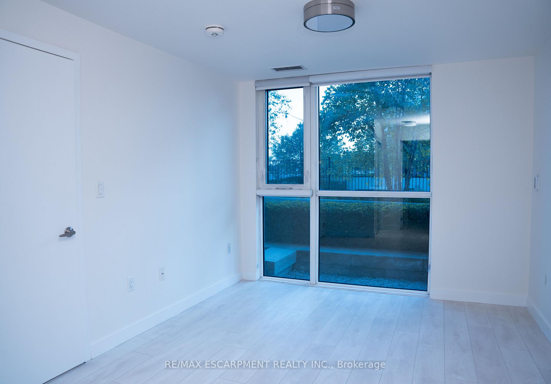 Photo 13 of Unit 103, 210 Sabina Drive, Oakville, Glenorchy — HOMEH