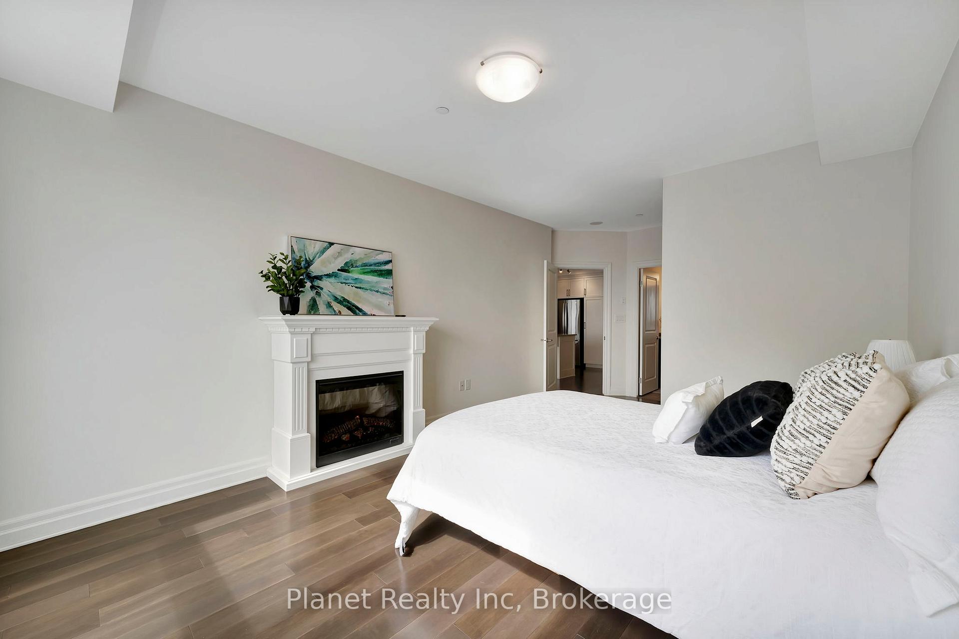 Photo 8 of Unit 906, 160 Macdonell Street, Guelph, Downtown — HOMEH