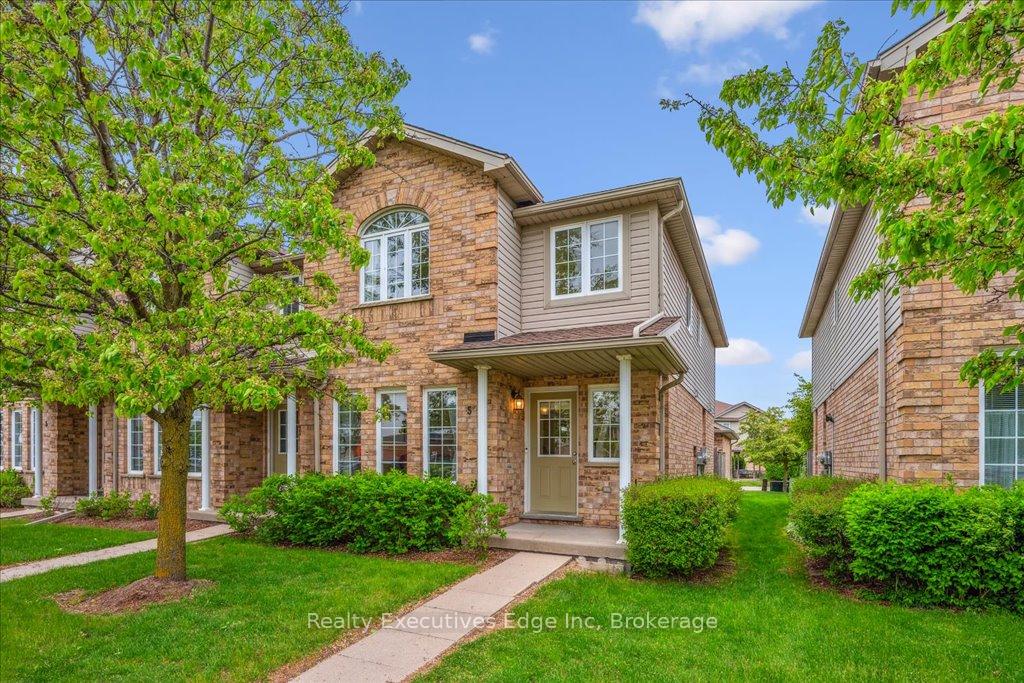 Photo 3 of Unit 5, 210 Dawn Avenue, Guelph, Clairfields/Hanlon Business Park — HOMEH