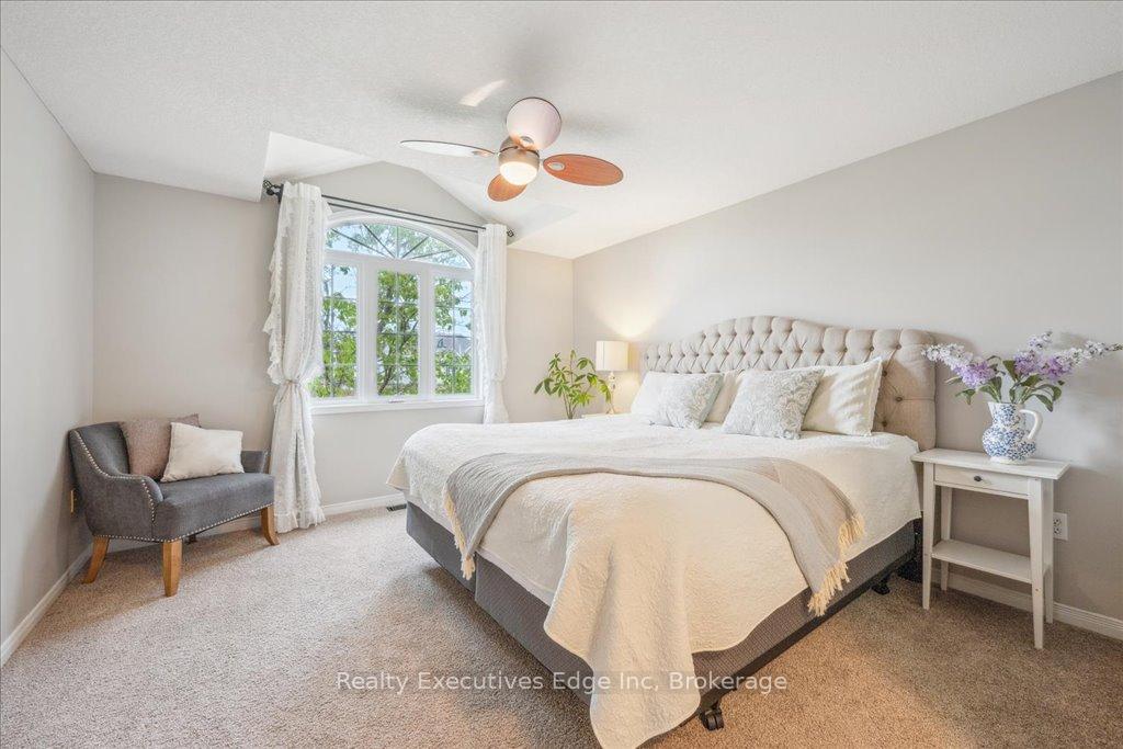 Photo 17 of Unit 5, 210 Dawn Avenue, Guelph, Clairfields/Hanlon Business Park — HOMEH