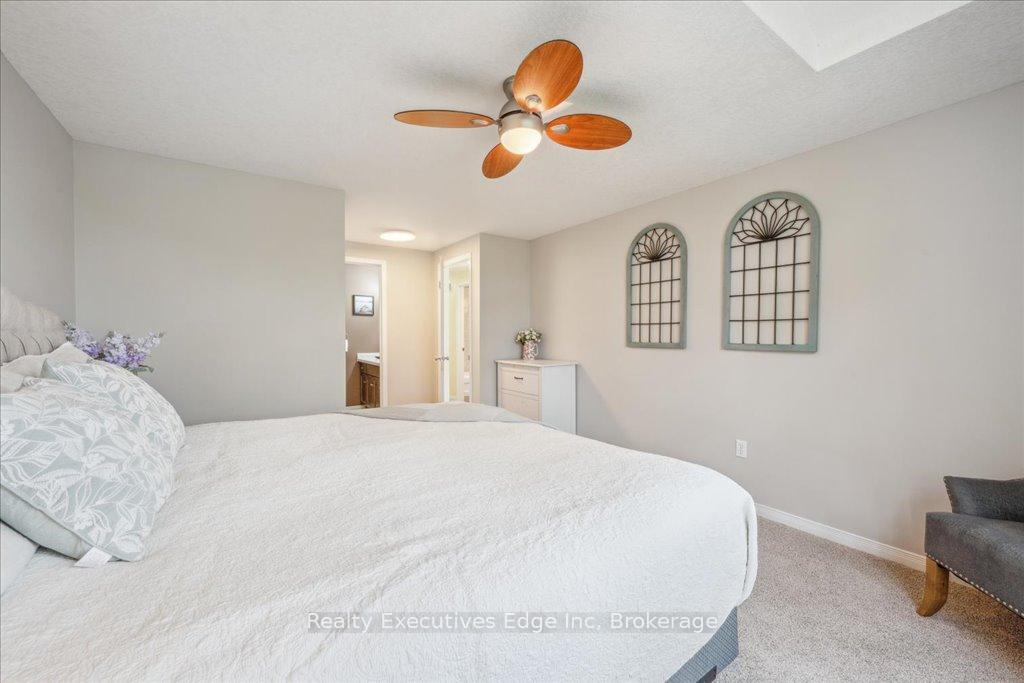 Photo 20 of Unit 5, 210 Dawn Avenue, Guelph, Clairfields/Hanlon Business Park — HOMEH