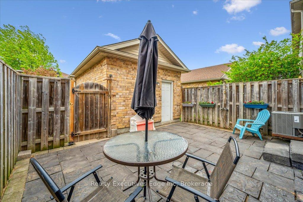Photo 34 of Unit 5, 210 Dawn Avenue, Guelph, Clairfields/Hanlon Business Park — HOMEH