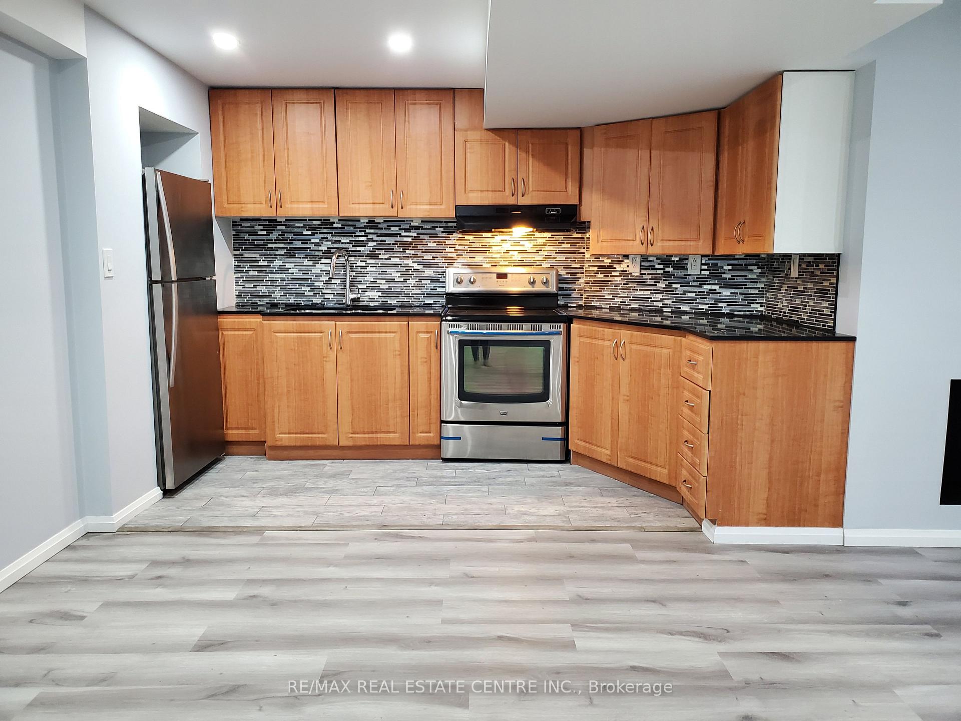 Photo 8 of Unit Lower, 335 Cundles Road W, Barrie, Northwest — HOMEH