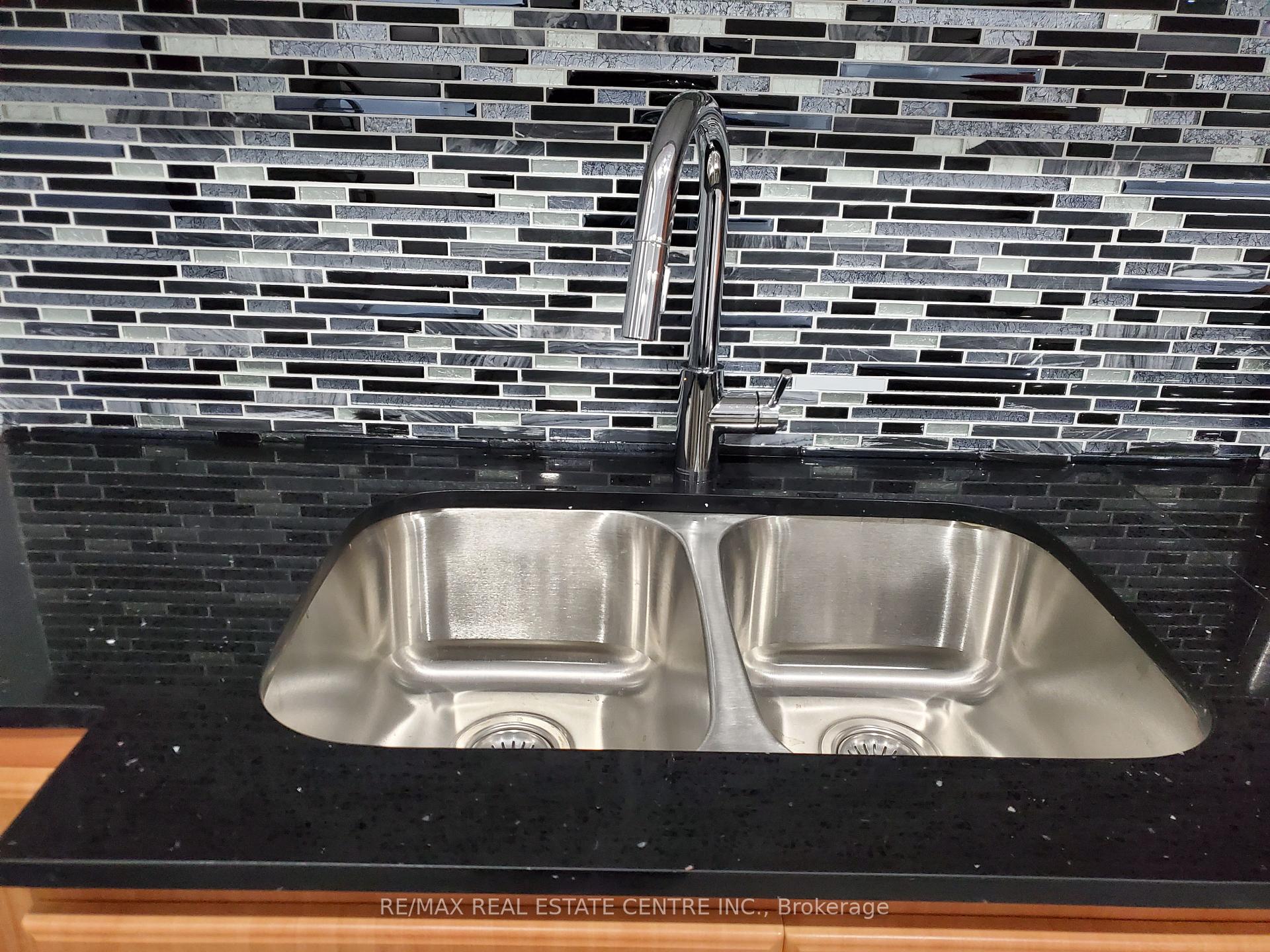 Photo 9 of Unit Lower, 335 Cundles Road W, Barrie, Northwest — HOMEH