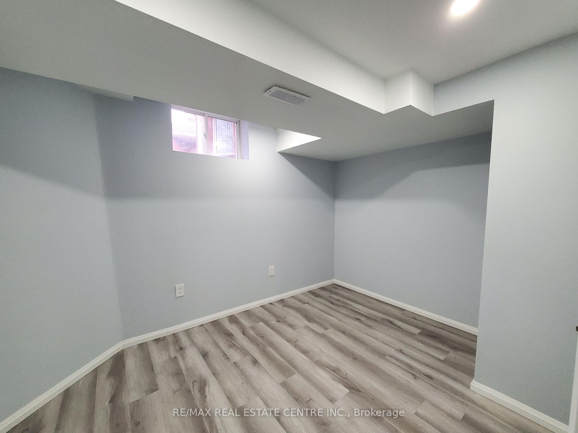Photo 15 of Unit Lower, 335 Cundles Road W, Barrie, Northwest — HOMEH