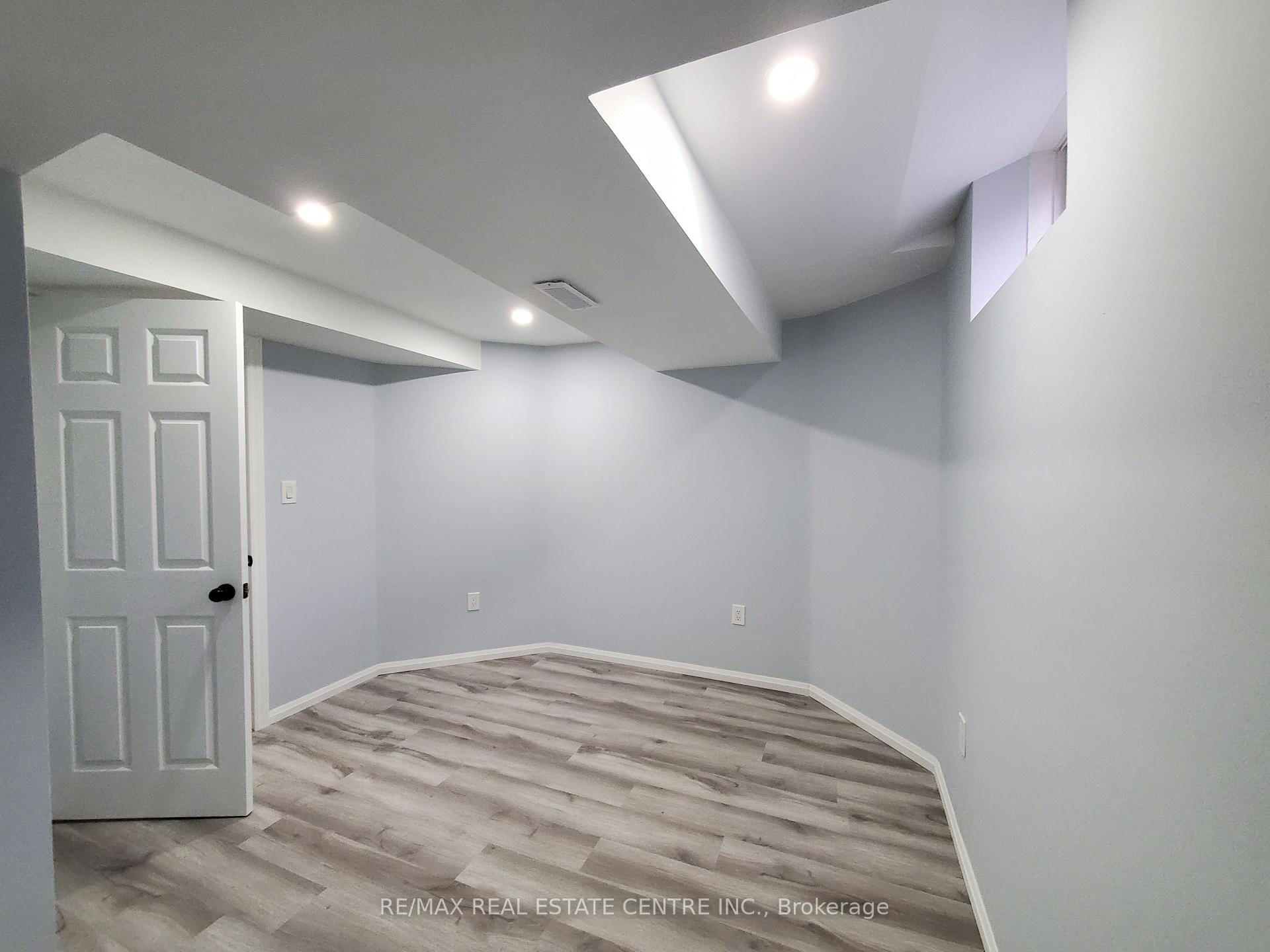 Photo 16 of Unit Lower, 335 Cundles Road W, Barrie, Northwest — HOMEH