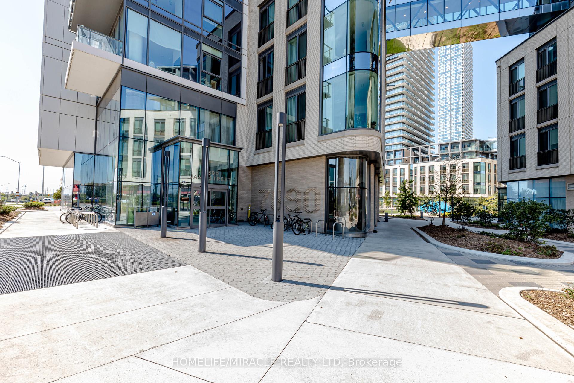 Photo 4 of Unit 501, 7890 Jane Street, Vaughan, Vaughan Corporate Centre — HOMEH