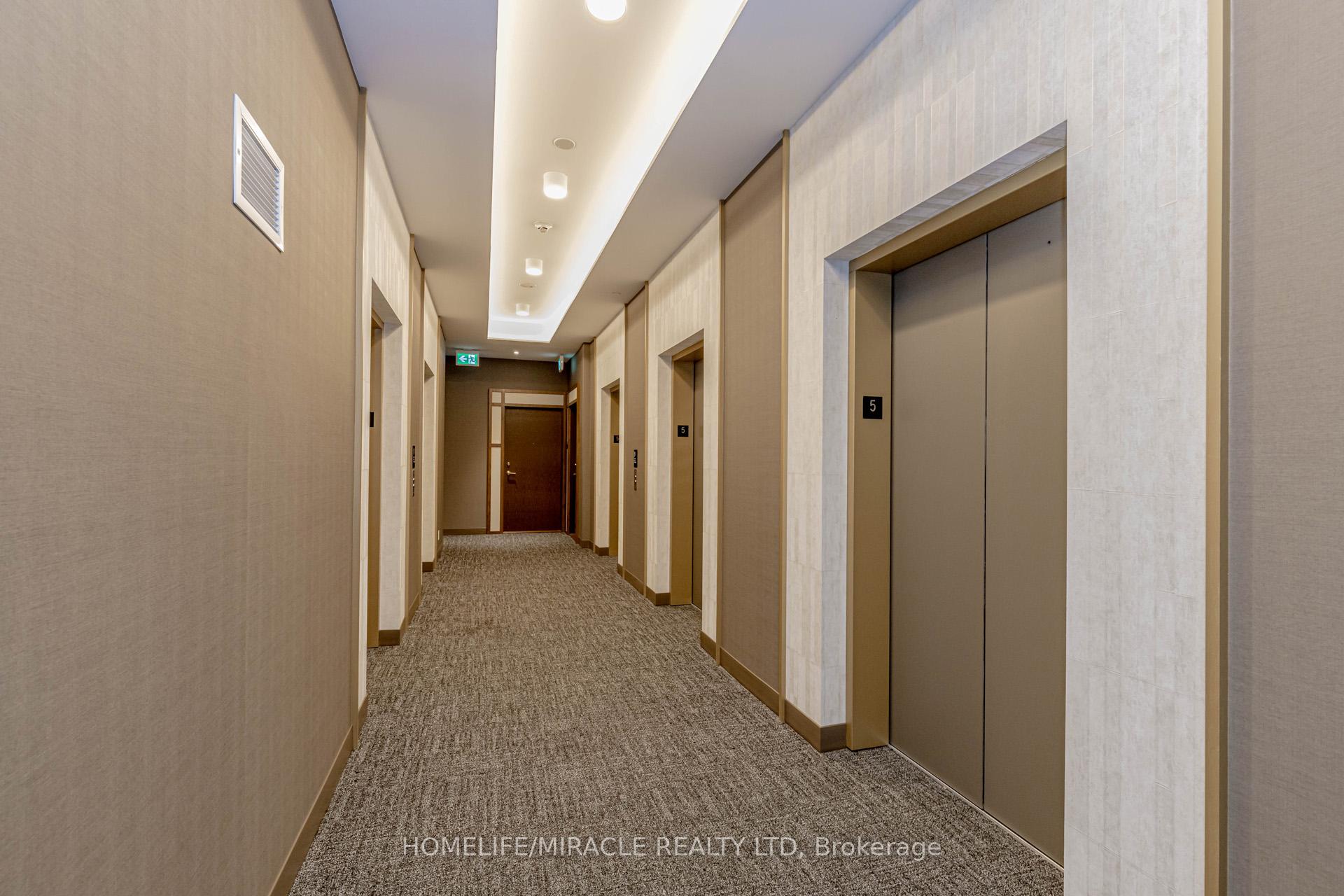 Photo 8 of Unit 501, 7890 Jane Street, Vaughan, Vaughan Corporate Centre — HOMEH