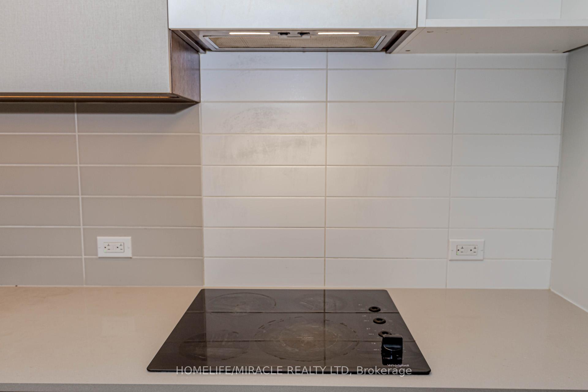 Photo 13 of Unit 501, 7890 Jane Street, Vaughan, Vaughan Corporate Centre — HOMEH