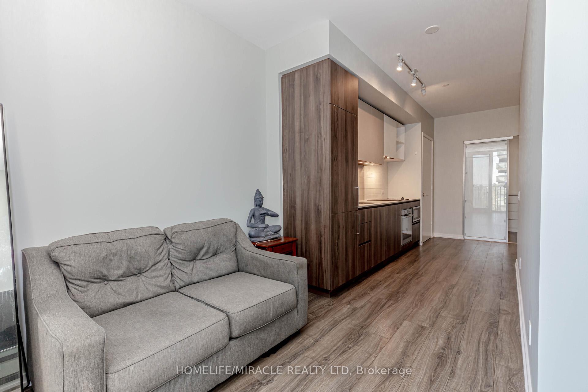 Photo 16 of Unit 501, 7890 Jane Street, Vaughan, Vaughan Corporate Centre — HOMEH