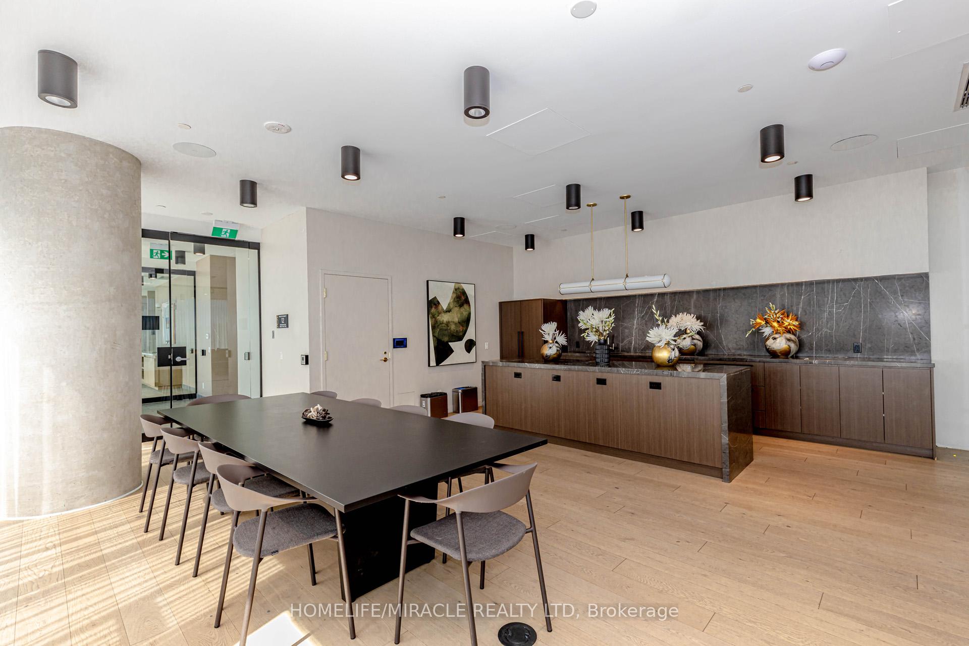 Photo 40 of Unit 501, 7890 Jane Street, Vaughan, Vaughan Corporate Centre — HOMEH