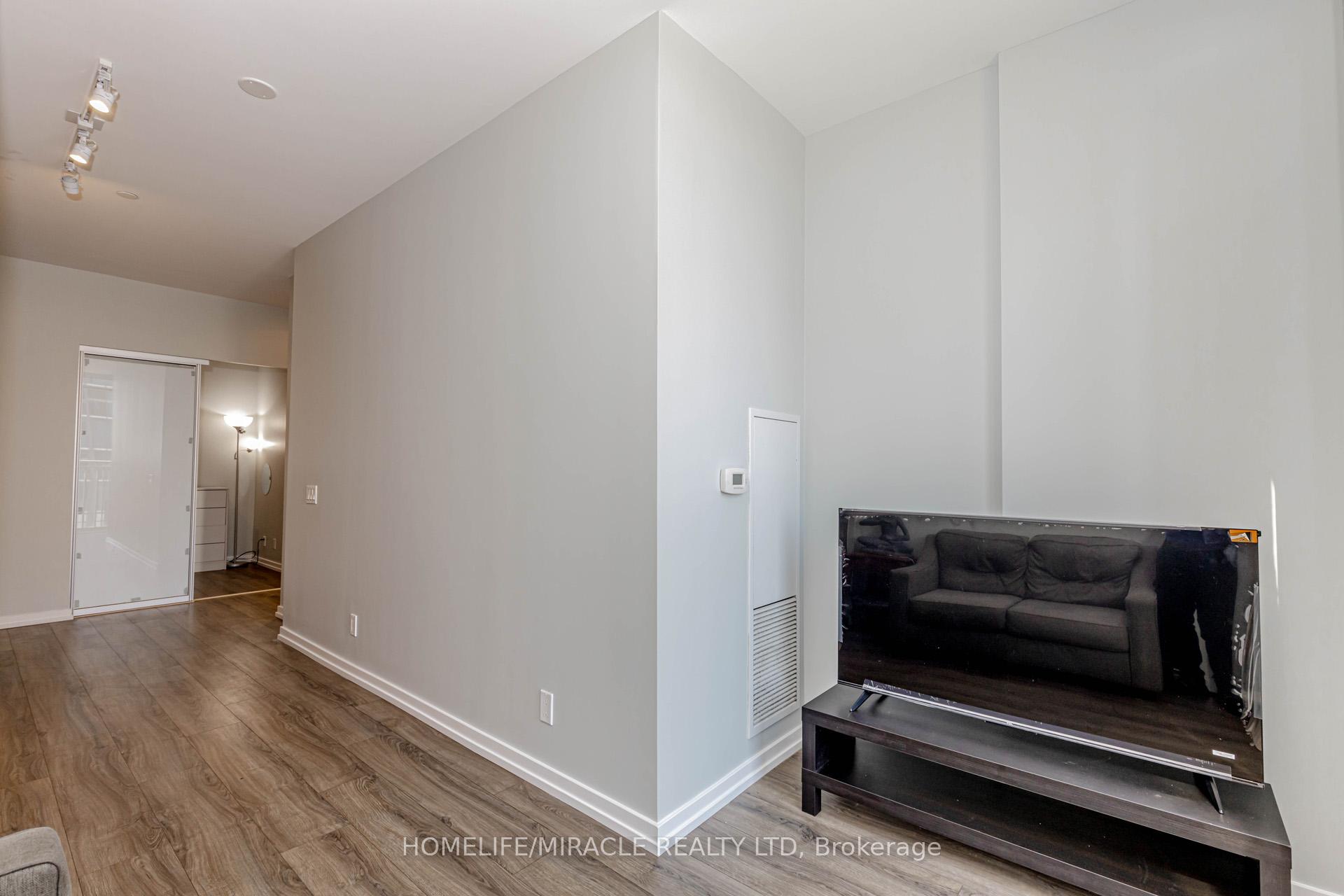 Photo 50 of Unit 501, 7890 Jane Street, Vaughan, Vaughan Corporate Centre — HOMEH