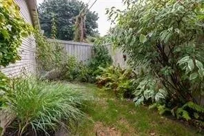 Photo 12 of 47 Roe Avenue, Toronto, Lawrence Park North — HOMEH