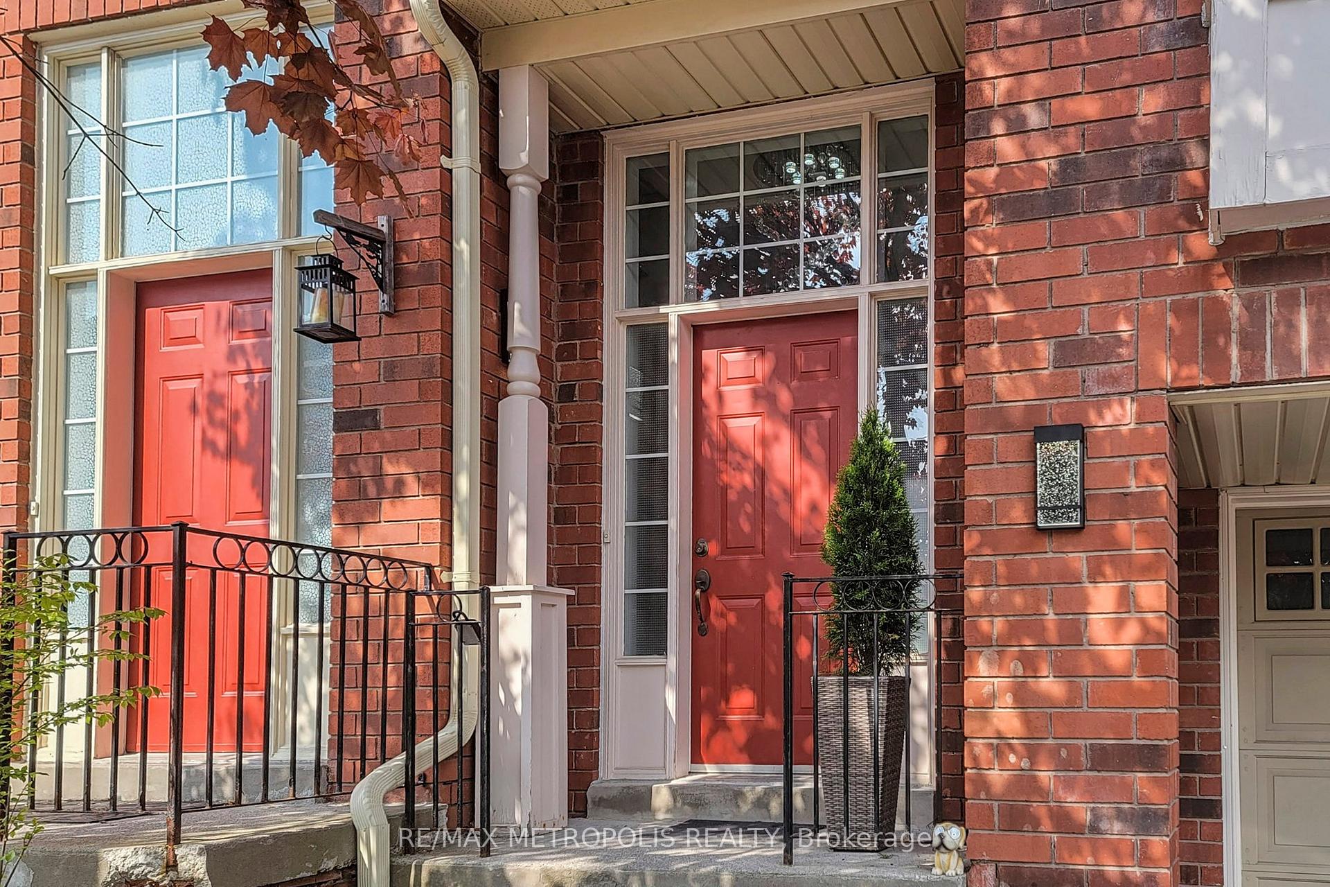 Photo 8 of 50 Mosaics Avenue, Aurora, Aurora Highlands — HOMEH