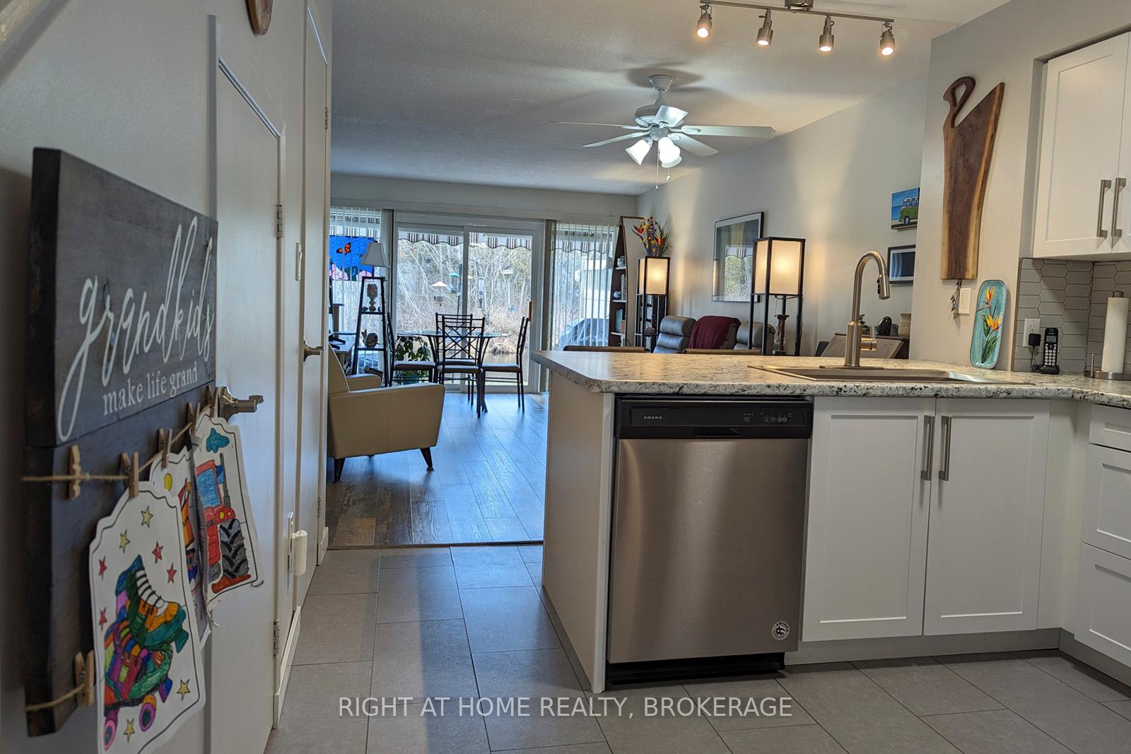 Photo 2 of Unit 21, 4 Paradise Boulevard, Ramara, Brechin — HOMEH
