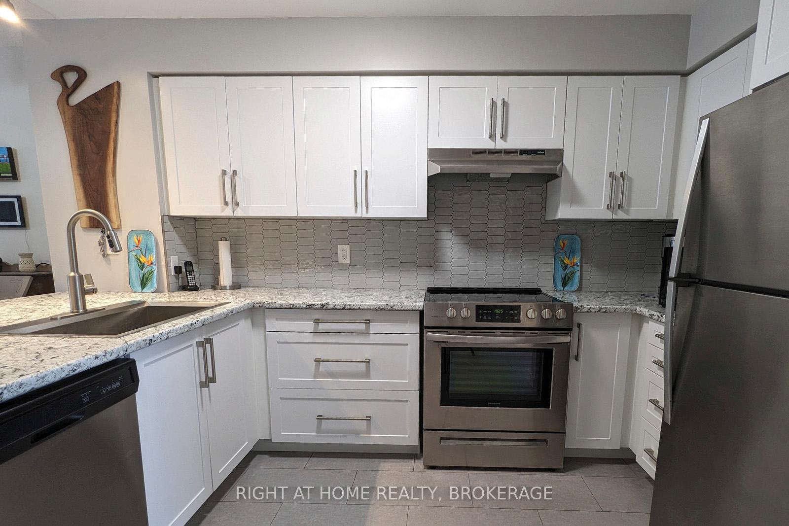 Photo 10 of Unit 21, 4 Paradise Boulevard, Ramara, Brechin — HOMEH