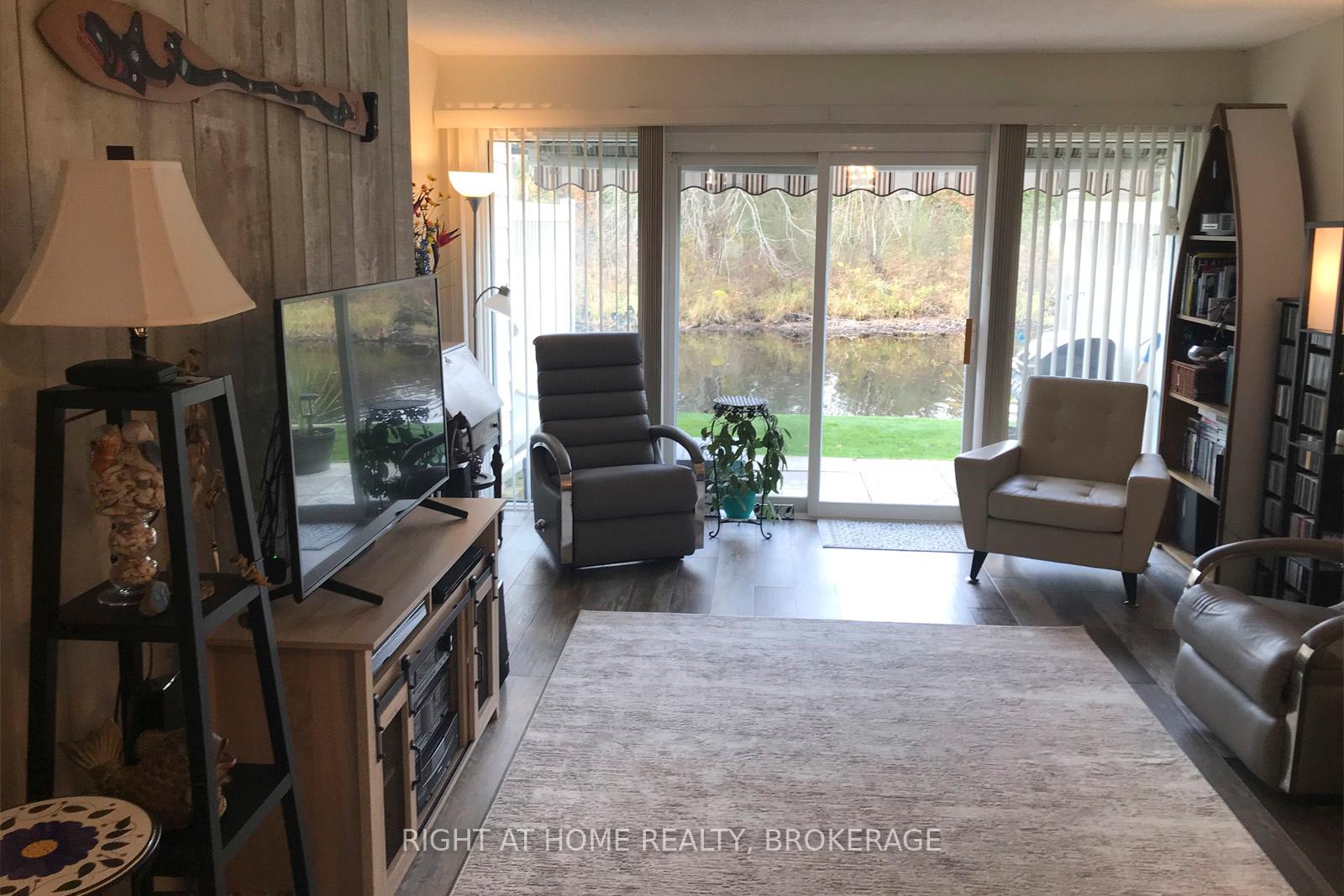 Photo 13 of Unit 21, 4 Paradise Boulevard, Ramara, Brechin — HOMEH