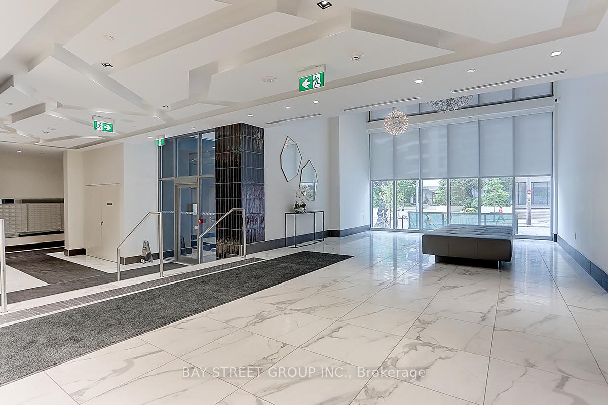 Photo 4 of Unit 1606, 25 Holly Street, Toronto, Mount Pleasant West — HOMEH