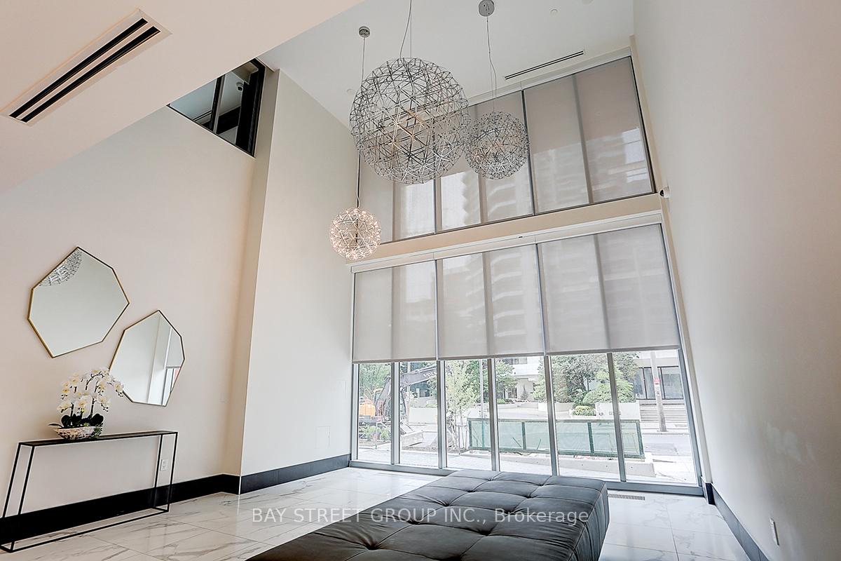 Photo 3 of Unit 1606, 25 Holly Street, Toronto, Mount Pleasant West — HOMEH