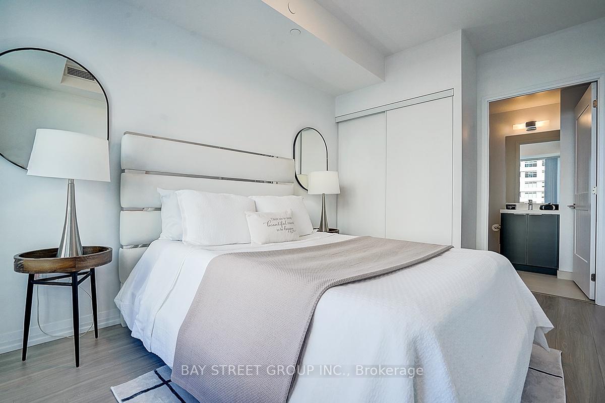 Photo 25 of Unit 1606, 25 Holly Street, Toronto, Mount Pleasant West — HOMEH