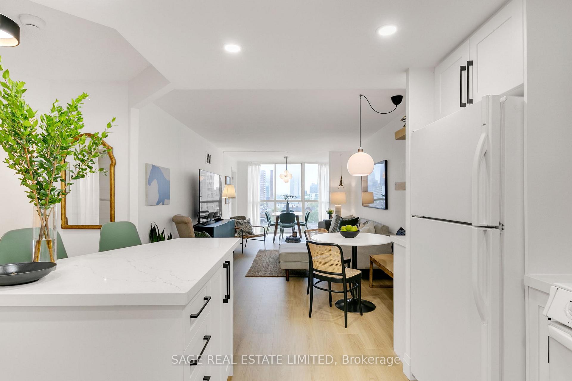 Photo 12 of Unit 1102, 15 Maitland Place, Toronto, Cabbagetown-South St. James Town — HOMEH