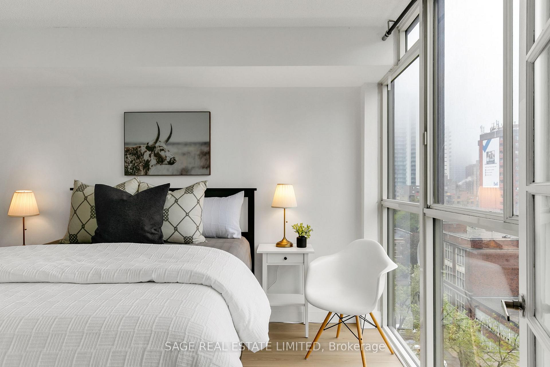 Photo 14 of Unit 1102, 15 Maitland Place, Toronto, Cabbagetown-South St. James Town — HOMEH