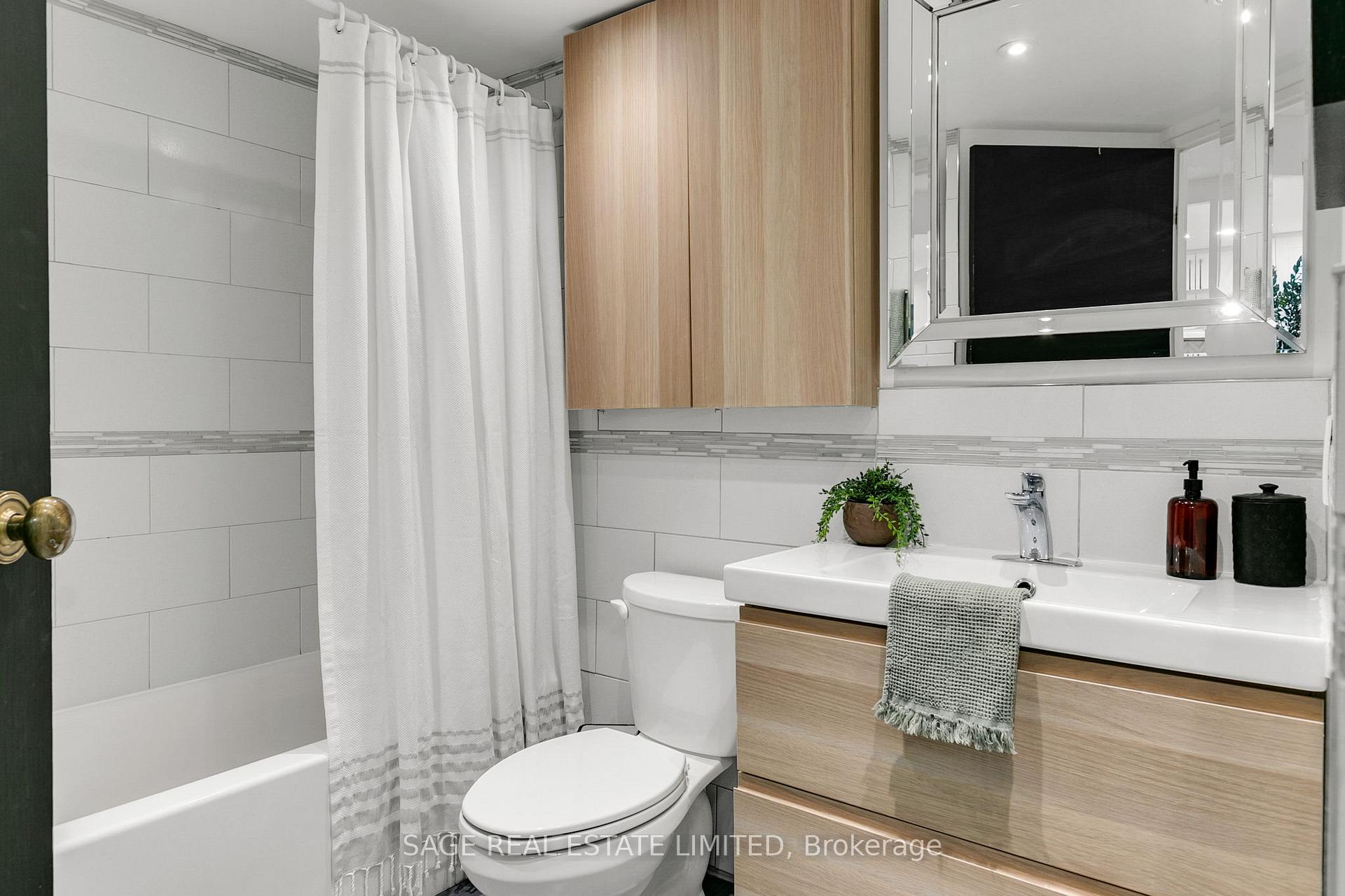 Photo 29 of Unit 1102, 15 Maitland Place, Toronto, Cabbagetown-South St. James Town — HOMEH