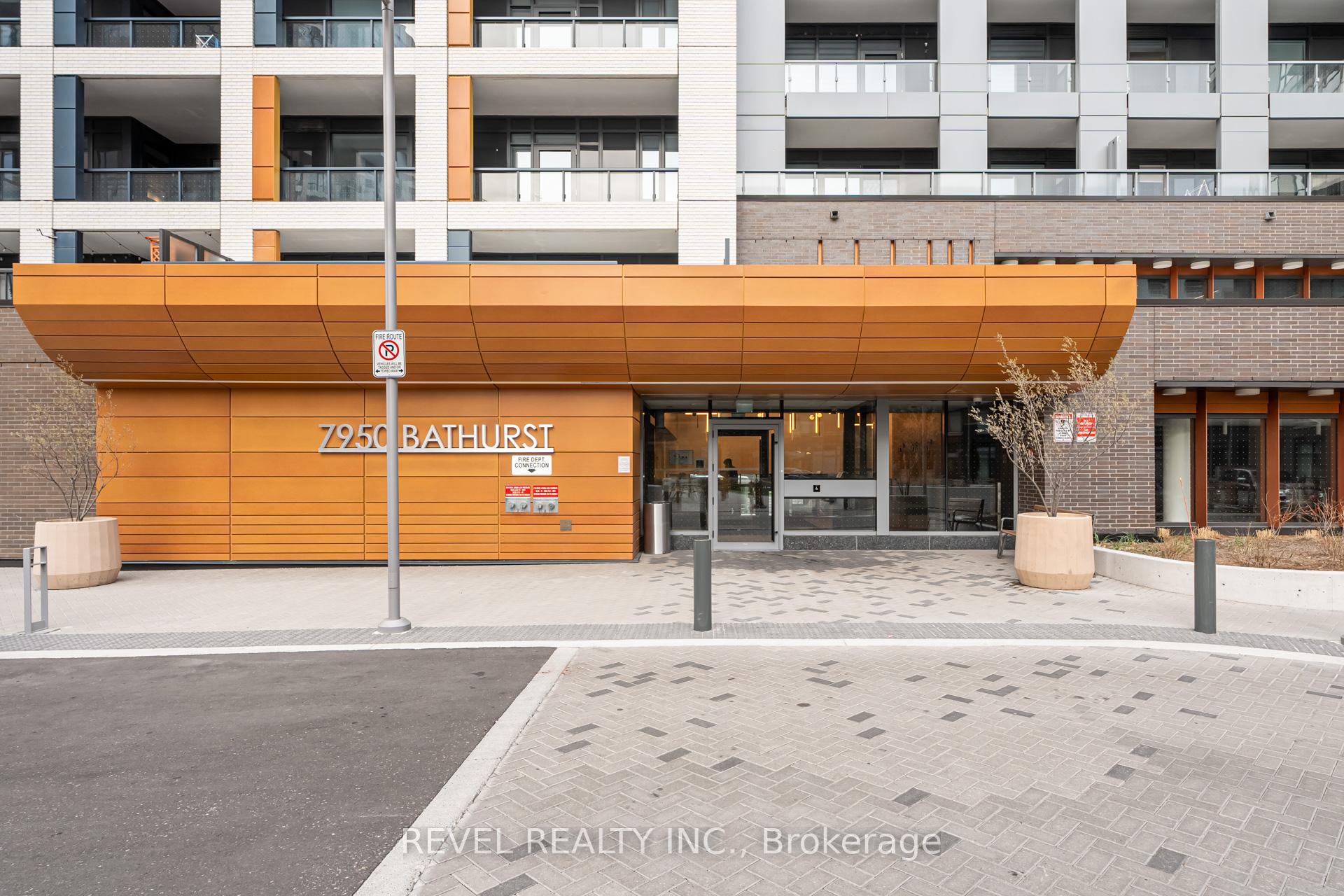 Photo 3 of Unit 404, 7950 Bathurst Street, Vaughan, Beverley Glen — HOMEH