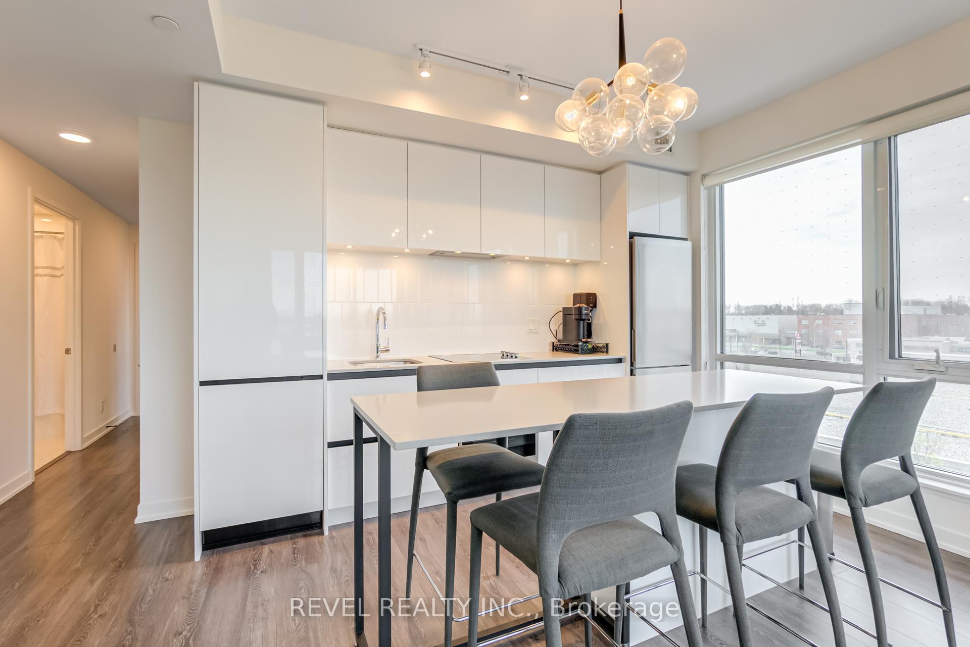 Photo 16 of Unit 404, 7950 Bathurst Street, Vaughan, Beverley Glen — HOMEH