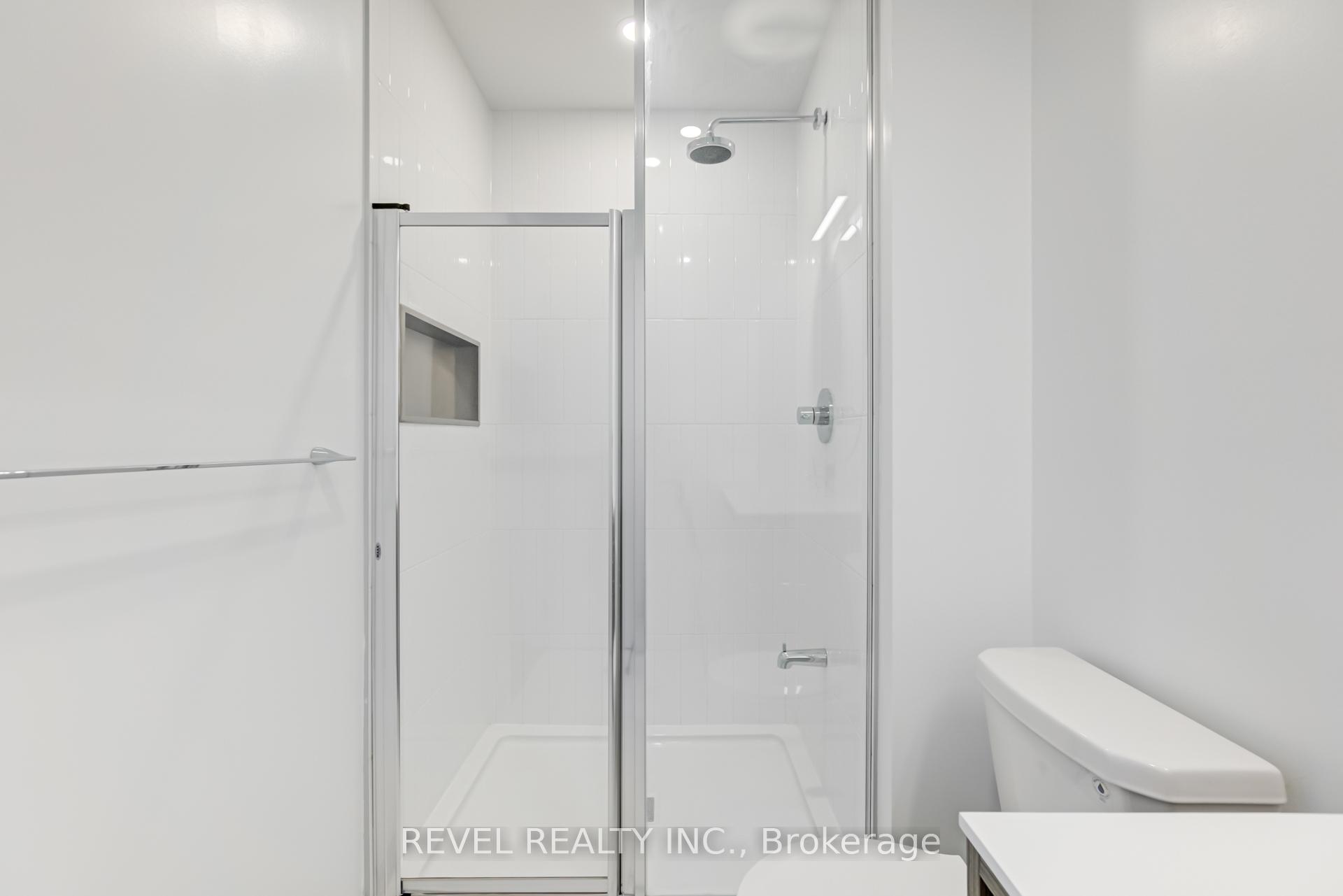 Photo 11 of Unit 404, 7950 Bathurst Street, Vaughan, Beverley Glen — HOMEH
