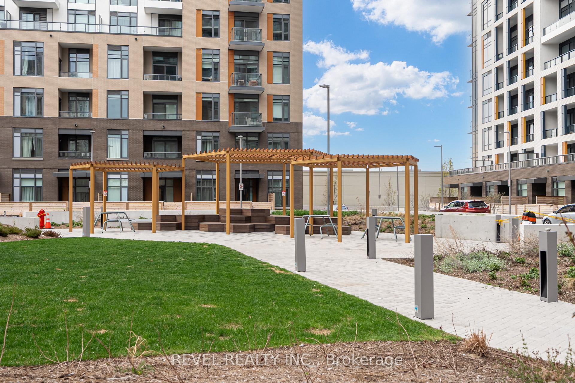 Photo 44 of Unit 404, 7950 Bathurst Street, Vaughan, Beverley Glen — HOMEH