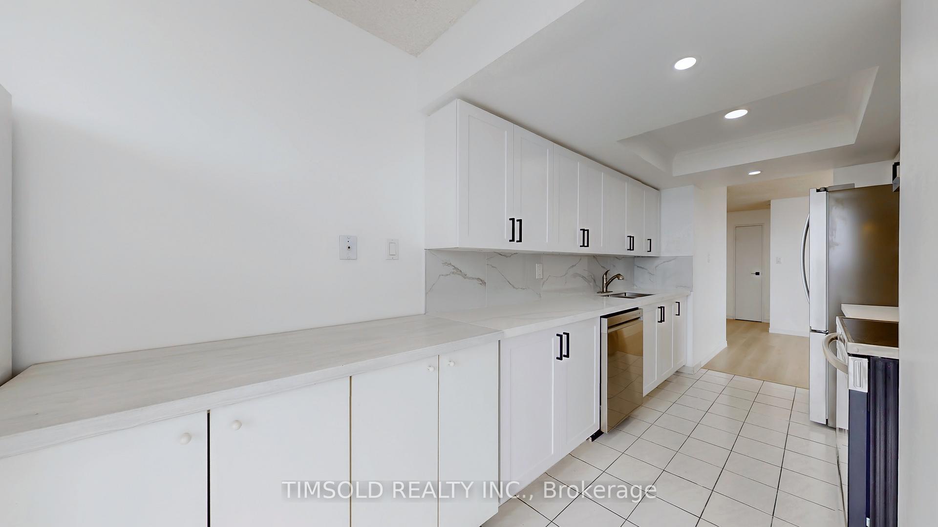 Photo 13 of Unit 1101, 1 Rowntree Road, Etobicoke, Mount Olive-Silverstone-Jamestown — HOMEH