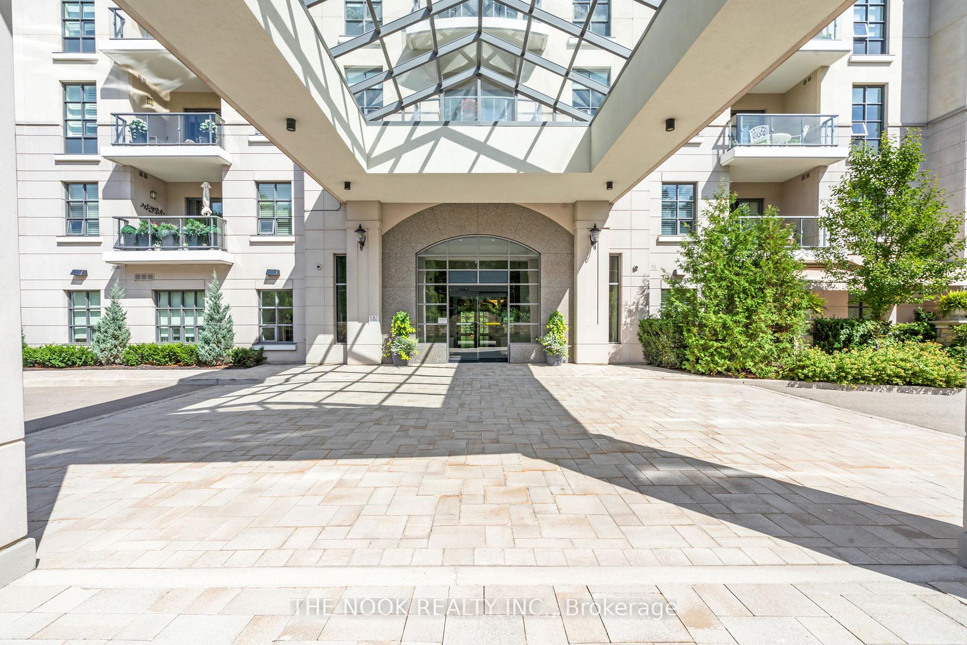 Photo 7 of Unit 213, 9909 Pine Valley Drive, Vaughan, Vellore Village — HOMEH