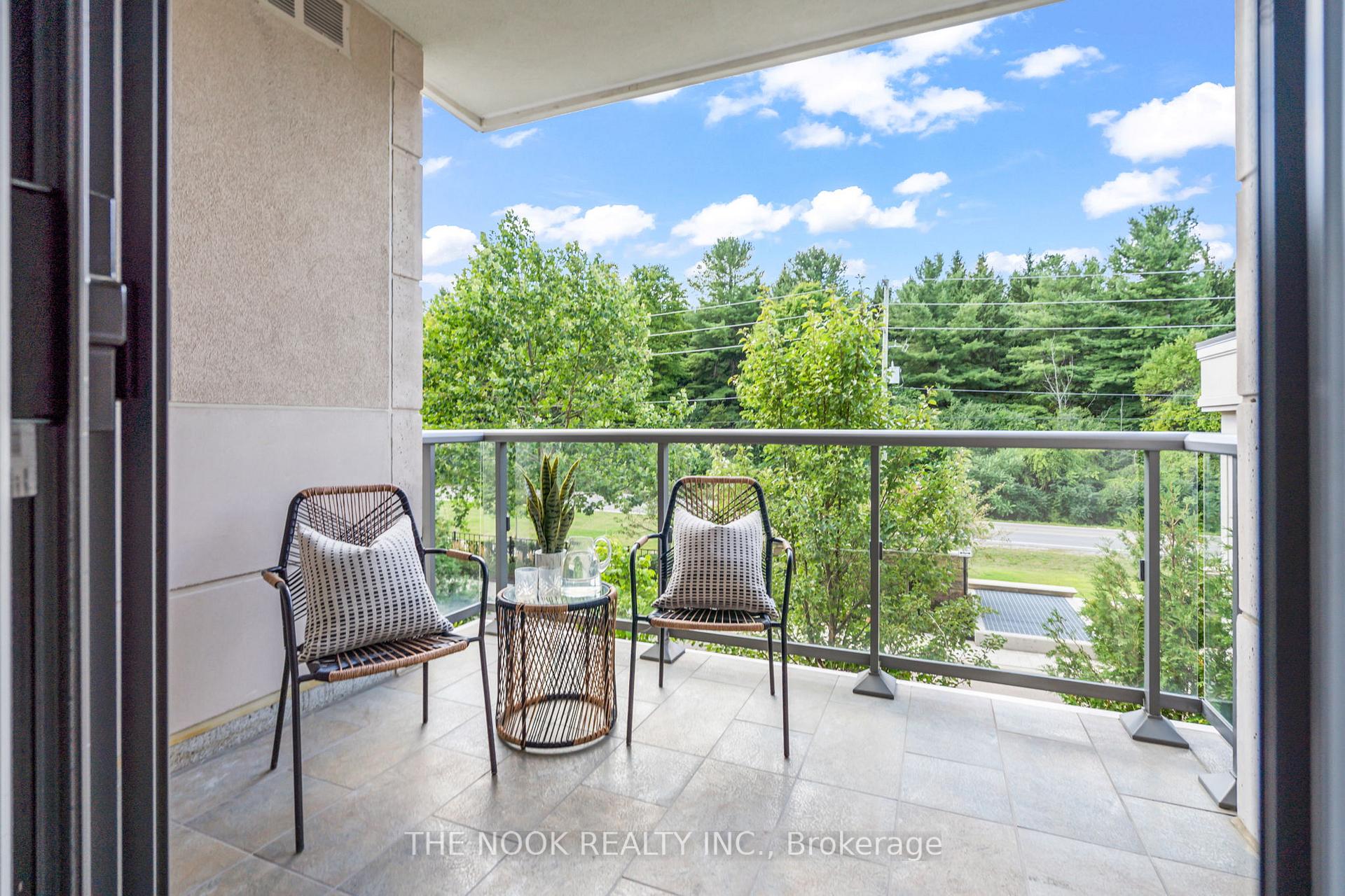 Photo 4 of Unit 213, 9909 Pine Valley Drive, Vaughan, Vellore Village — HOMEH
