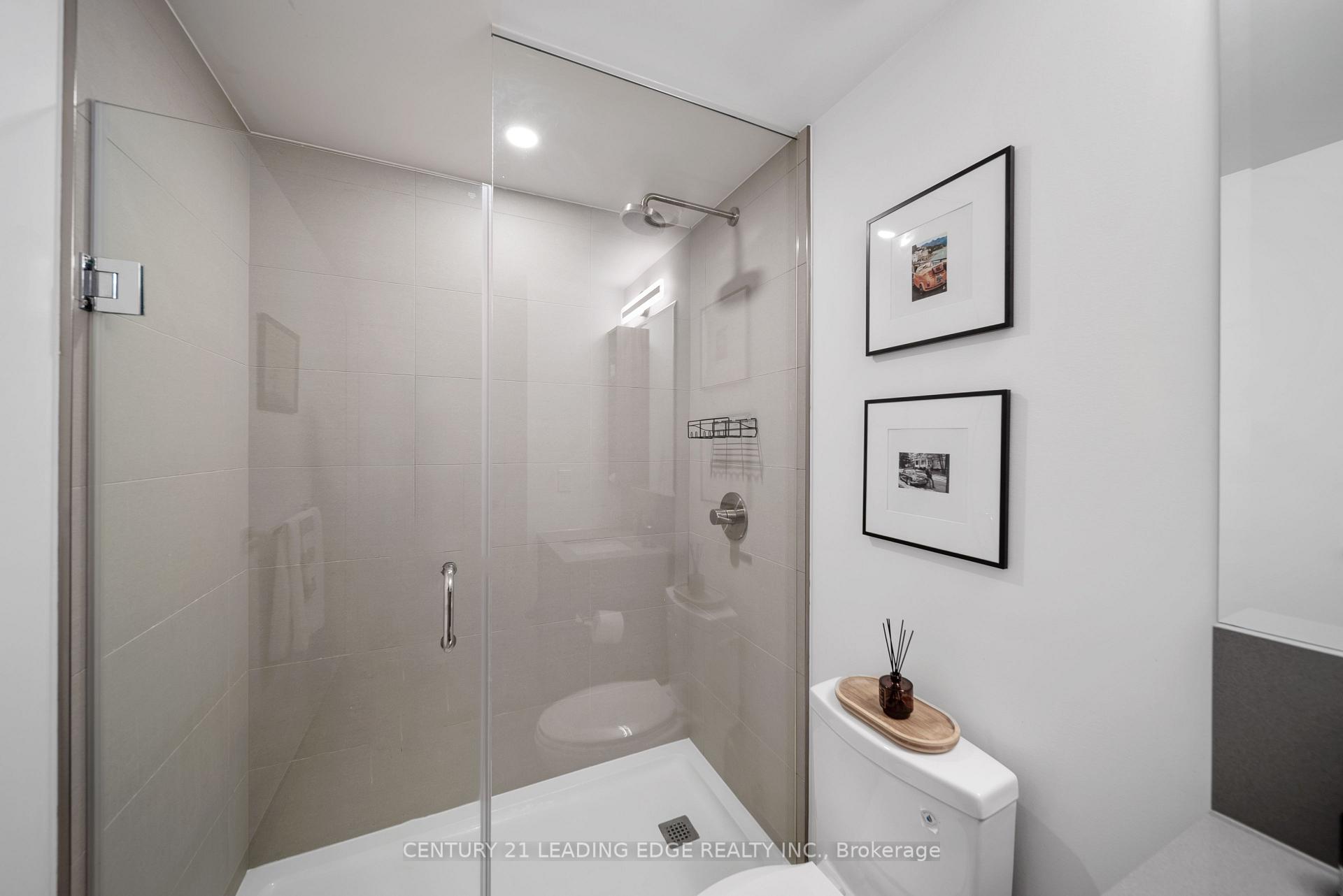Photo 4 of Unit 2020, 19 Western Battery Road, Toronto, Niagara — HOMEH