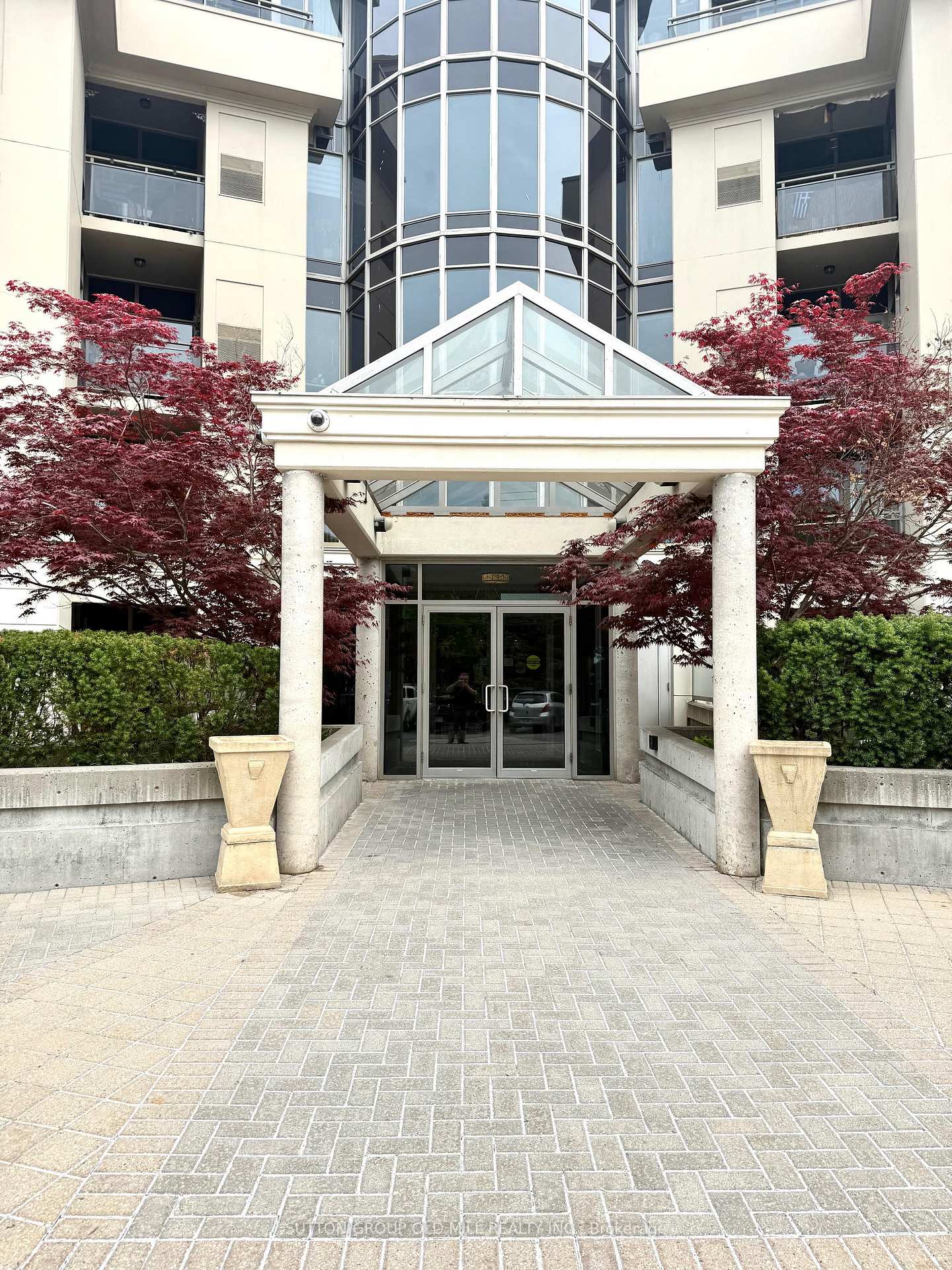Front of Unit 432, 8201 Islington Avenue