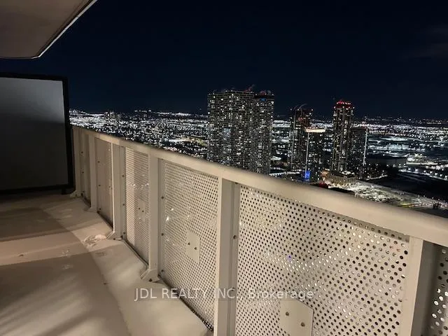 Photo 8 of Unit 5507, 8 Interchange Way, Vaughan, Vaughan Corporate Centre — HOMEH