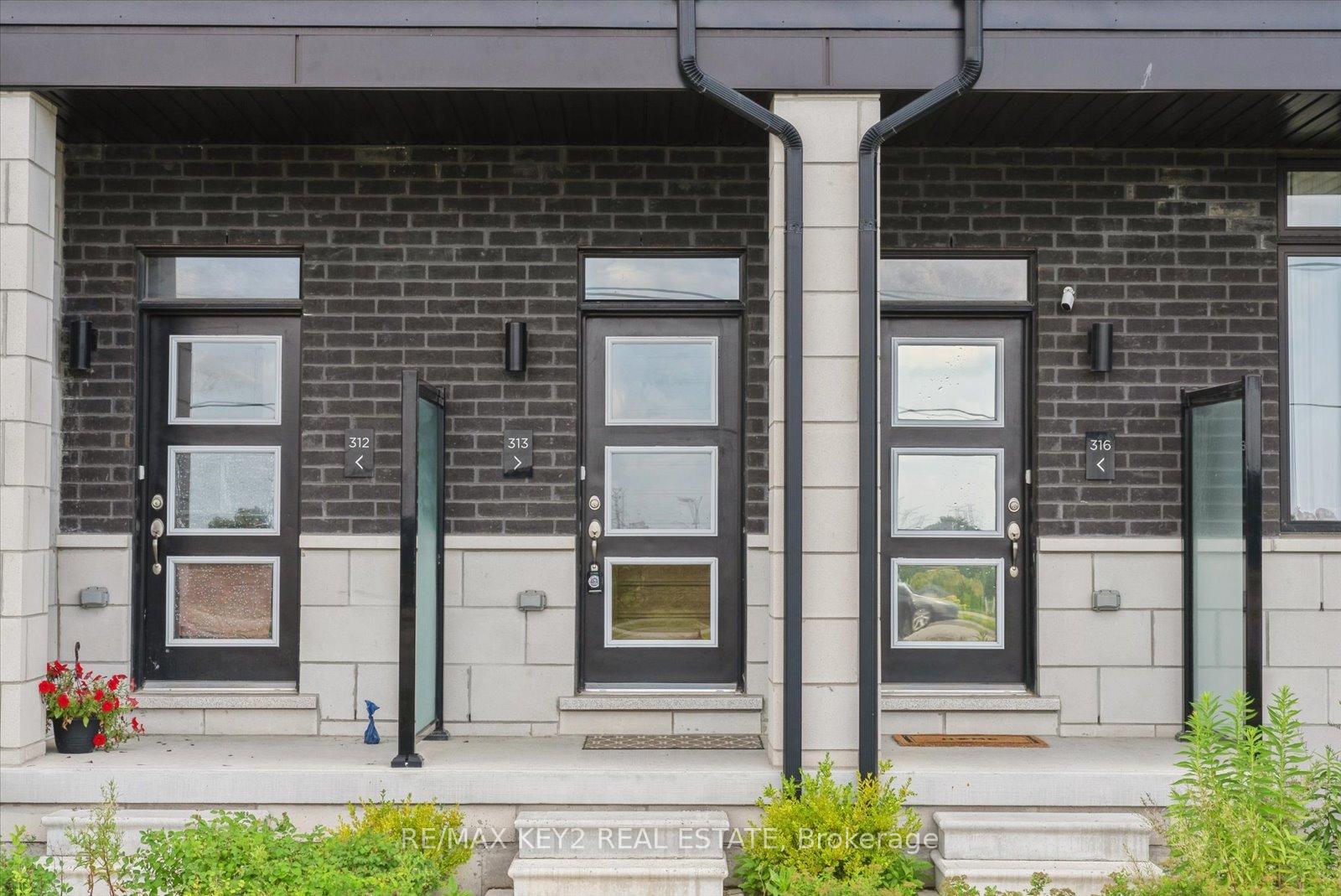Photo 4 of Unit 313, 2550 Castlegate Crossing, Pickering, Duffin Heights — HOMEH