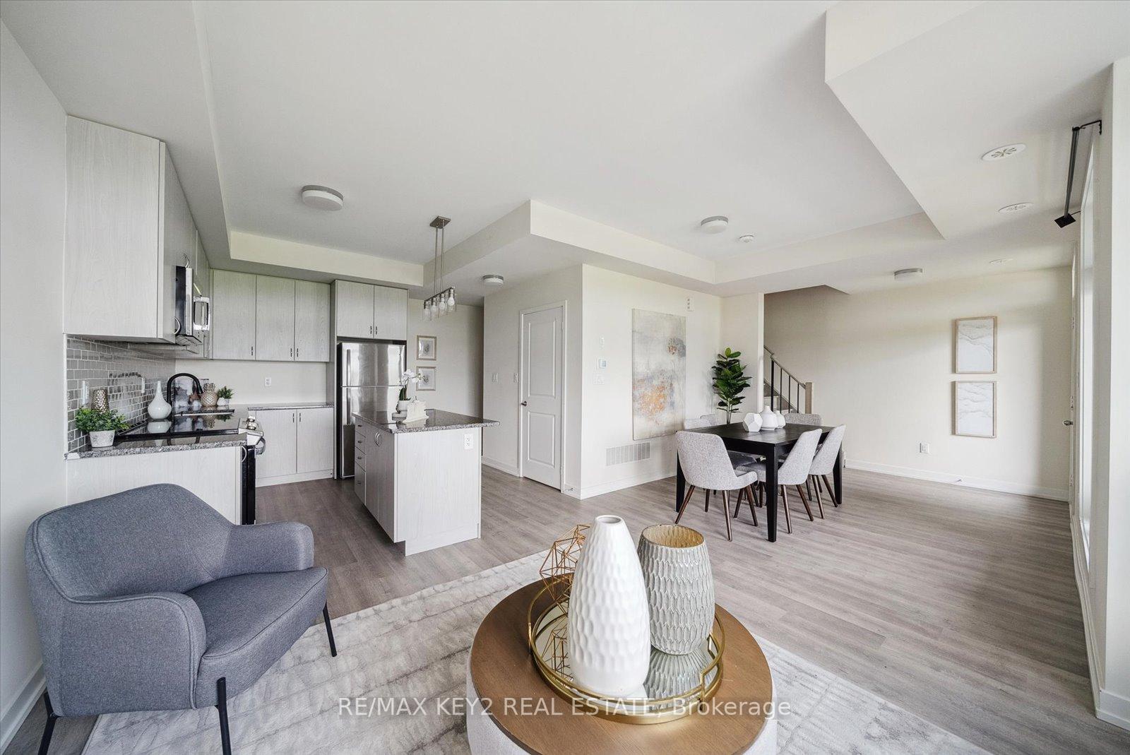 Photo 26 of Unit 313, 2550 Castlegate Crossing, Pickering, Duffin Heights — HOMEH