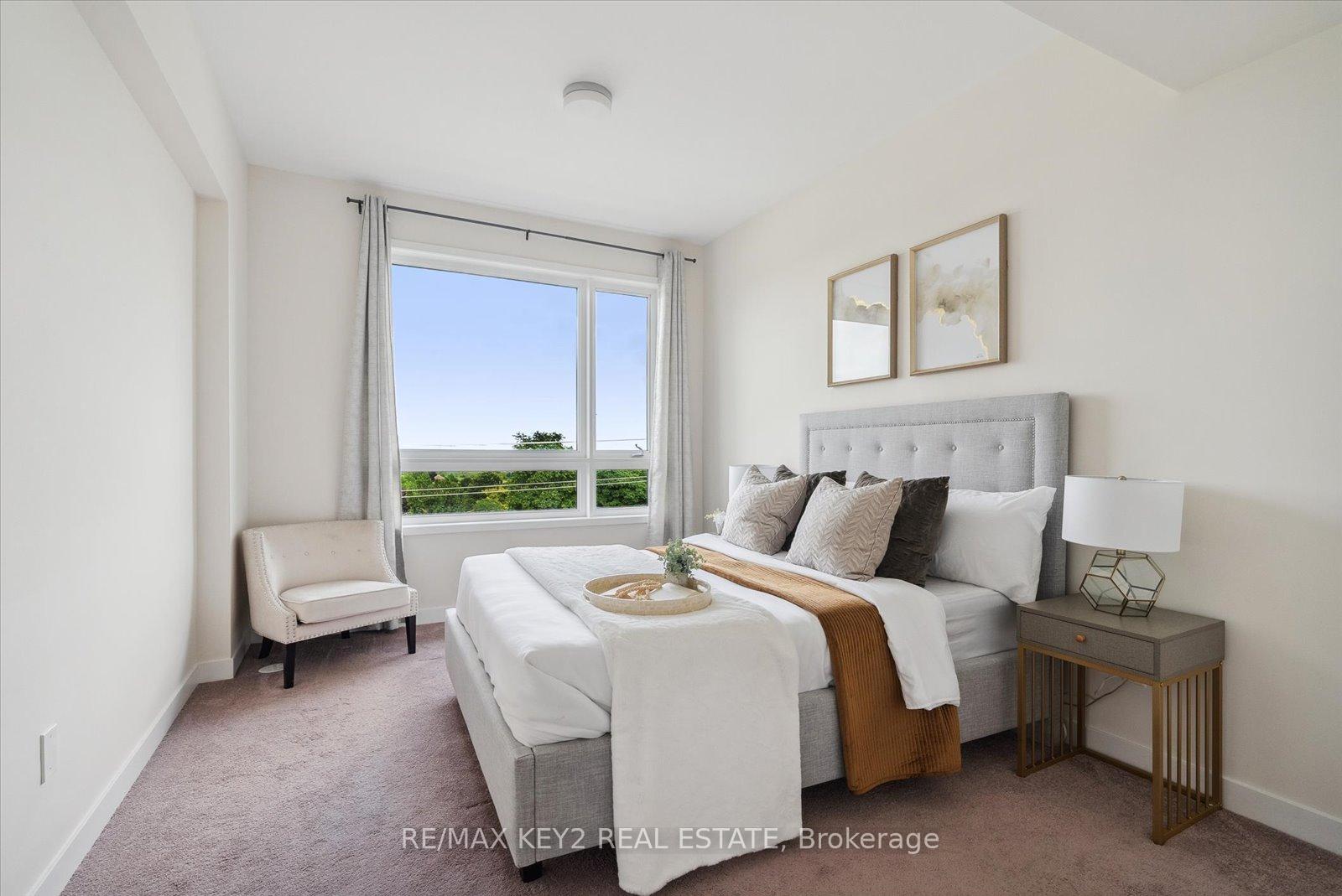 Photo 13 of Unit 313, 2550 Castlegate Crossing, Pickering, Duffin Heights — HOMEH