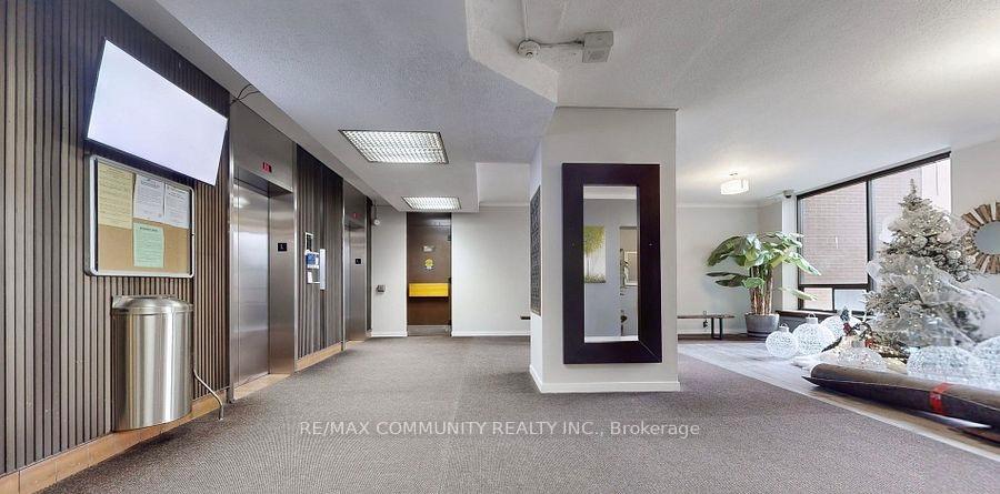 Photo 2 of Unit 2614, 5 Massey Square, Toronto, Crescent Town — HOMEH