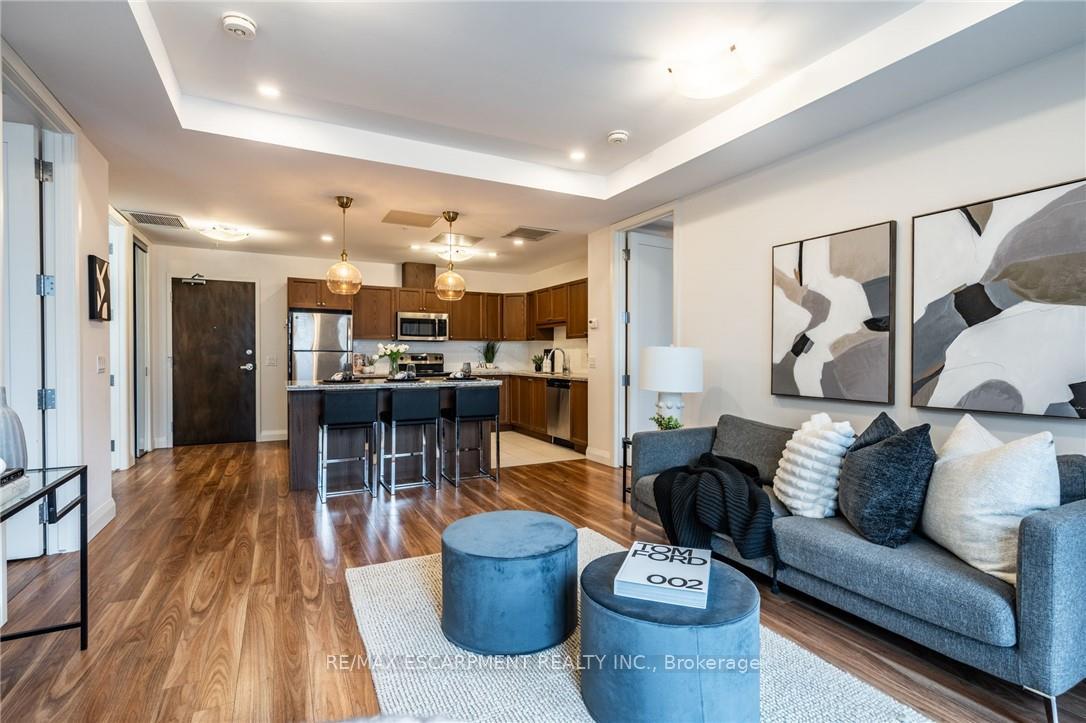 Photo 1 of Unit 820, 118 King Street E, Hamilton, Beasley — HOMEH
