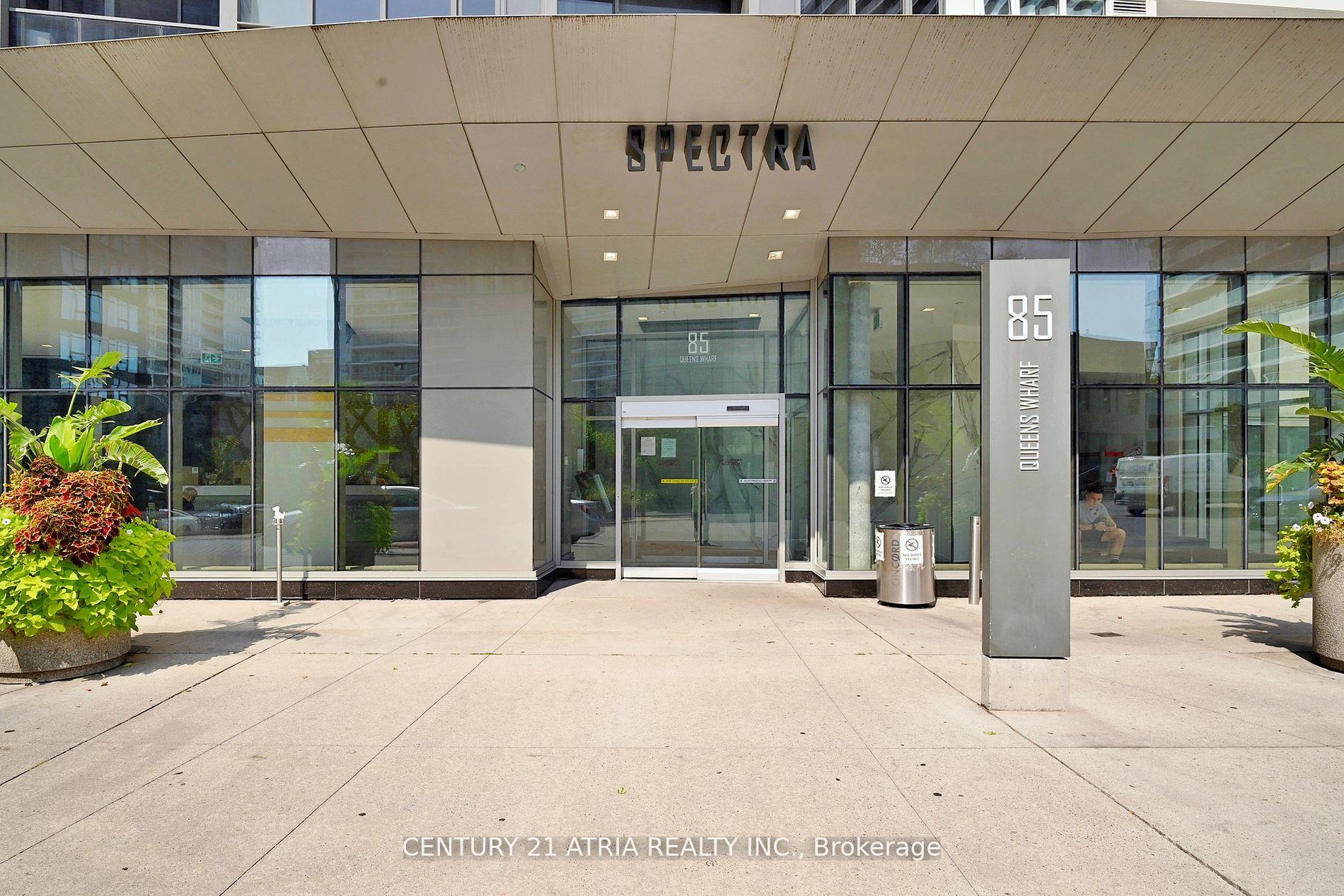 Photo 4 of Unit 810, 85 Queens Wharf Road, Toronto, Waterfront Communities — HOMEH