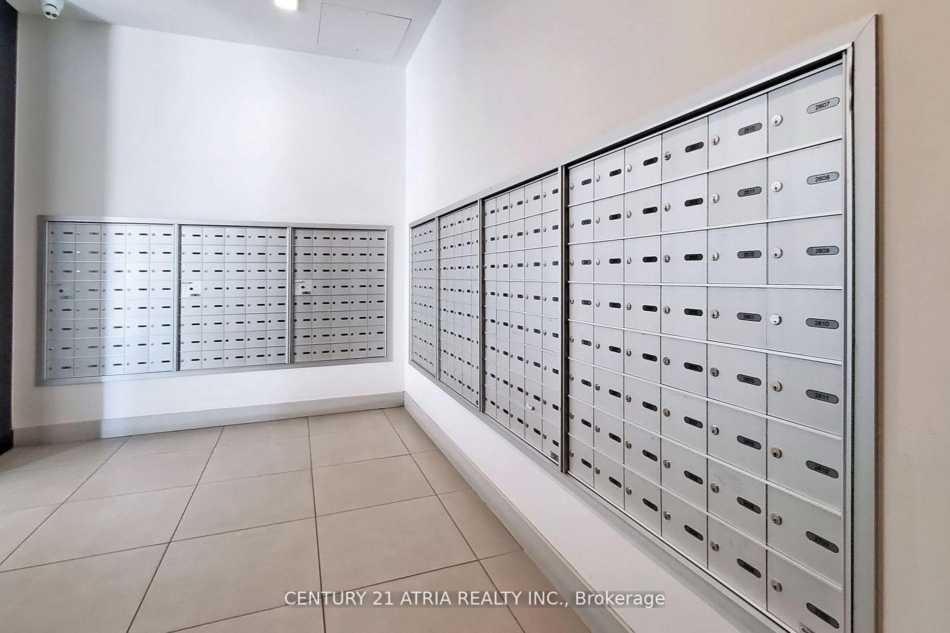 Photo 3 of Unit 810, 85 Queens Wharf Road, Toronto, Waterfront Communities — HOMEH