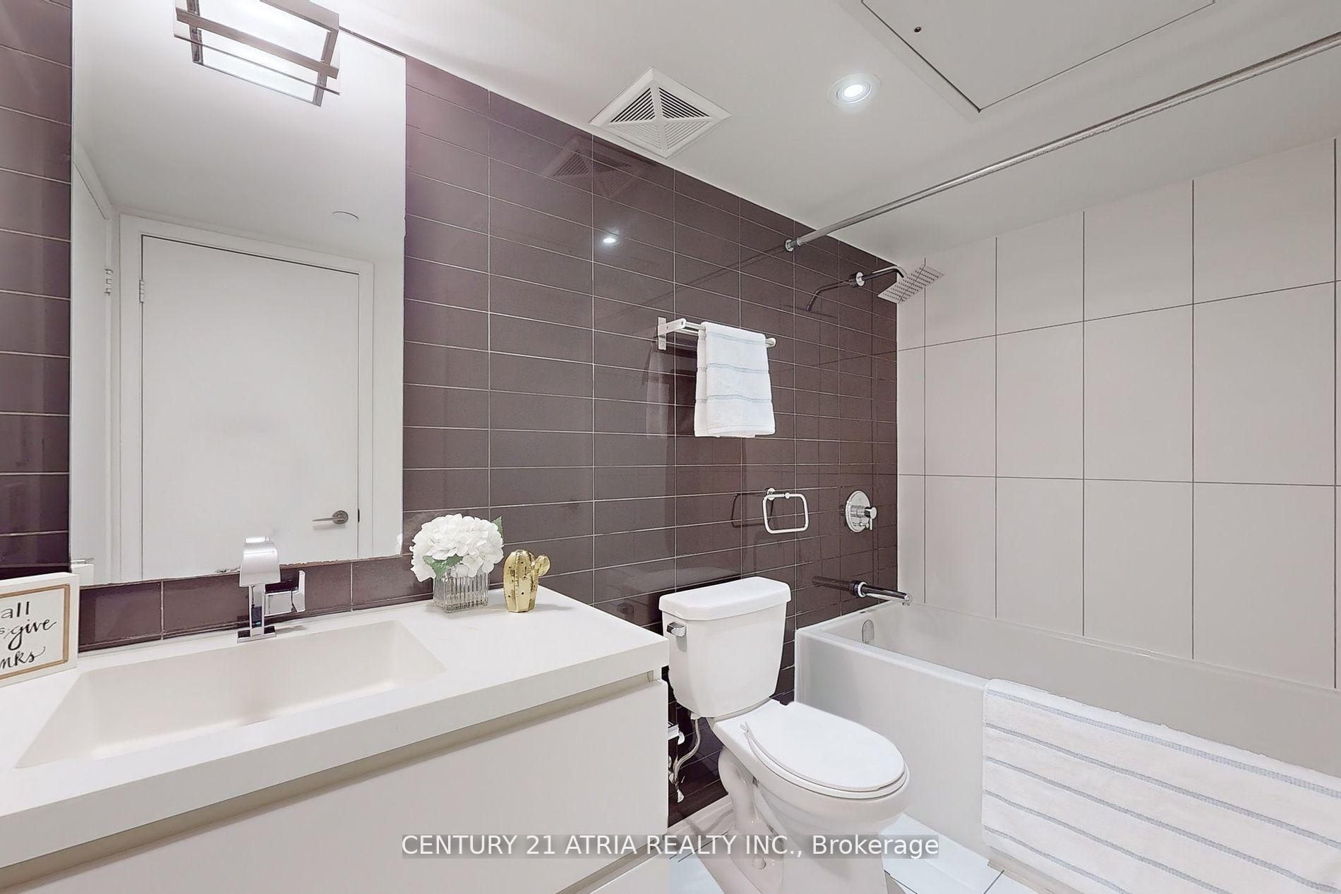 Photo 18 of Unit 810, 85 Queens Wharf Road, Toronto, Waterfront Communities — HOMEH